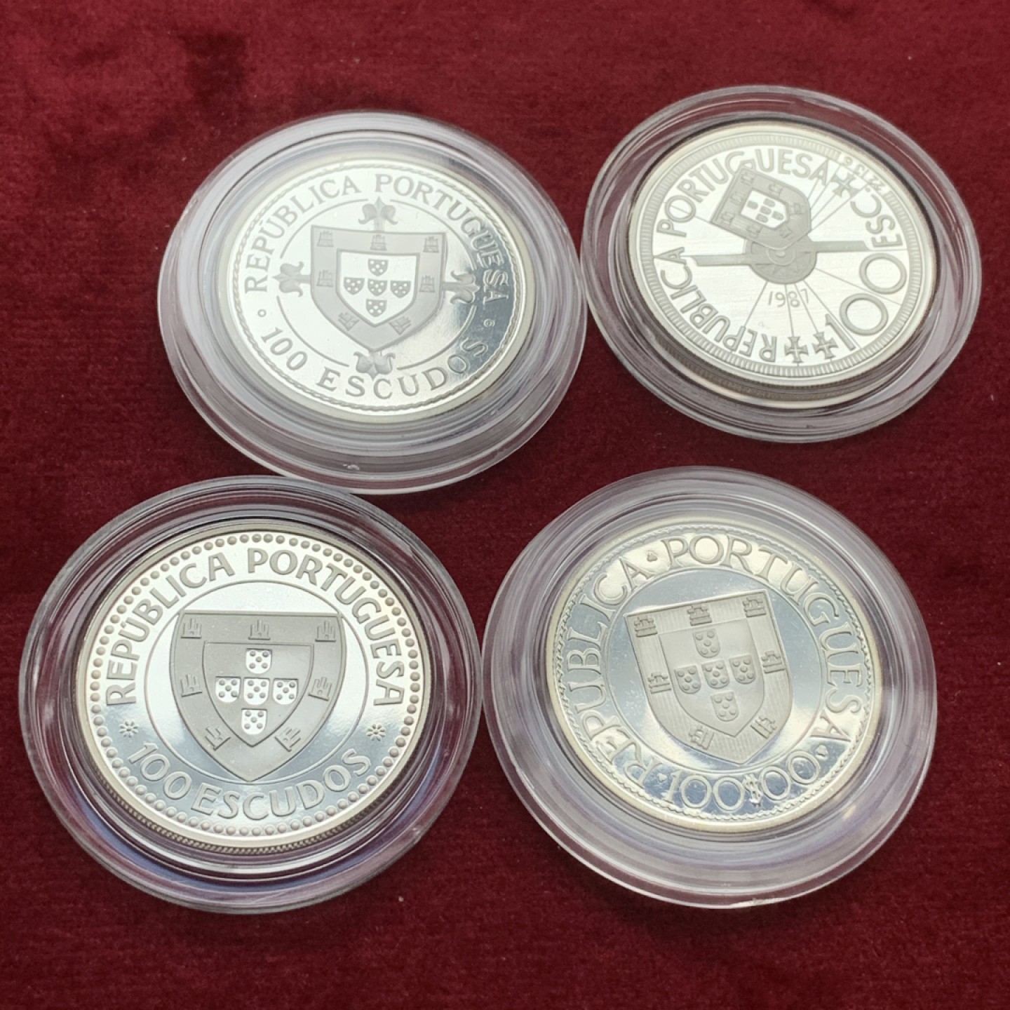 《竞宝斋》第74场-套币裸币专场 本周日，周一，周四.3场连拍（全场不限金额包邮） 原盒证书葡萄牙1988年帆船系列100埃斯库多 精制银币 一流状态