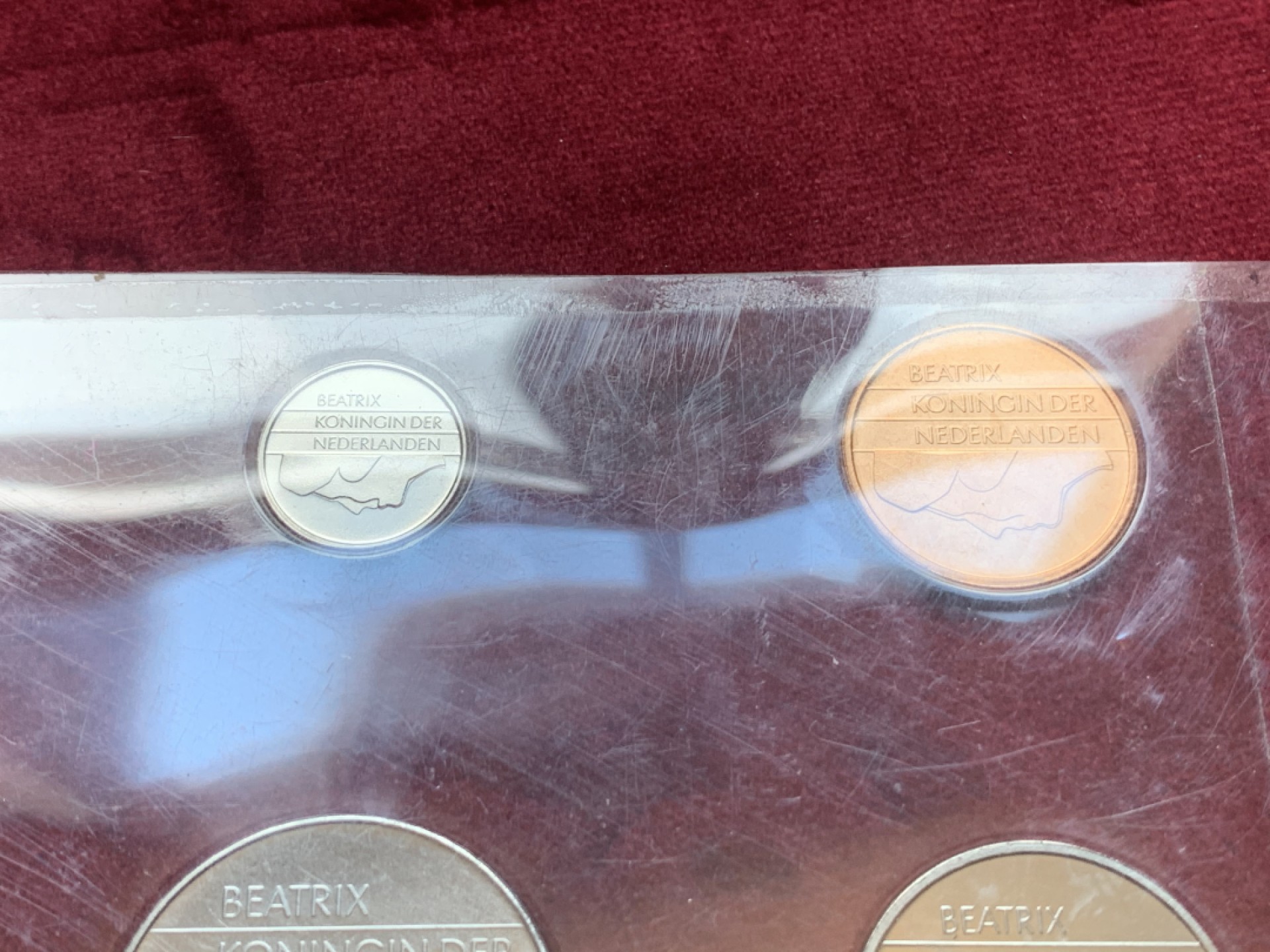 《竞宝斋》第74场-套币裸币专场 本周日，周一，周四.3场连拍（全场不限金额包邮） 荷兰 1999年 朱丽安娜女王 六枚套 封装套币