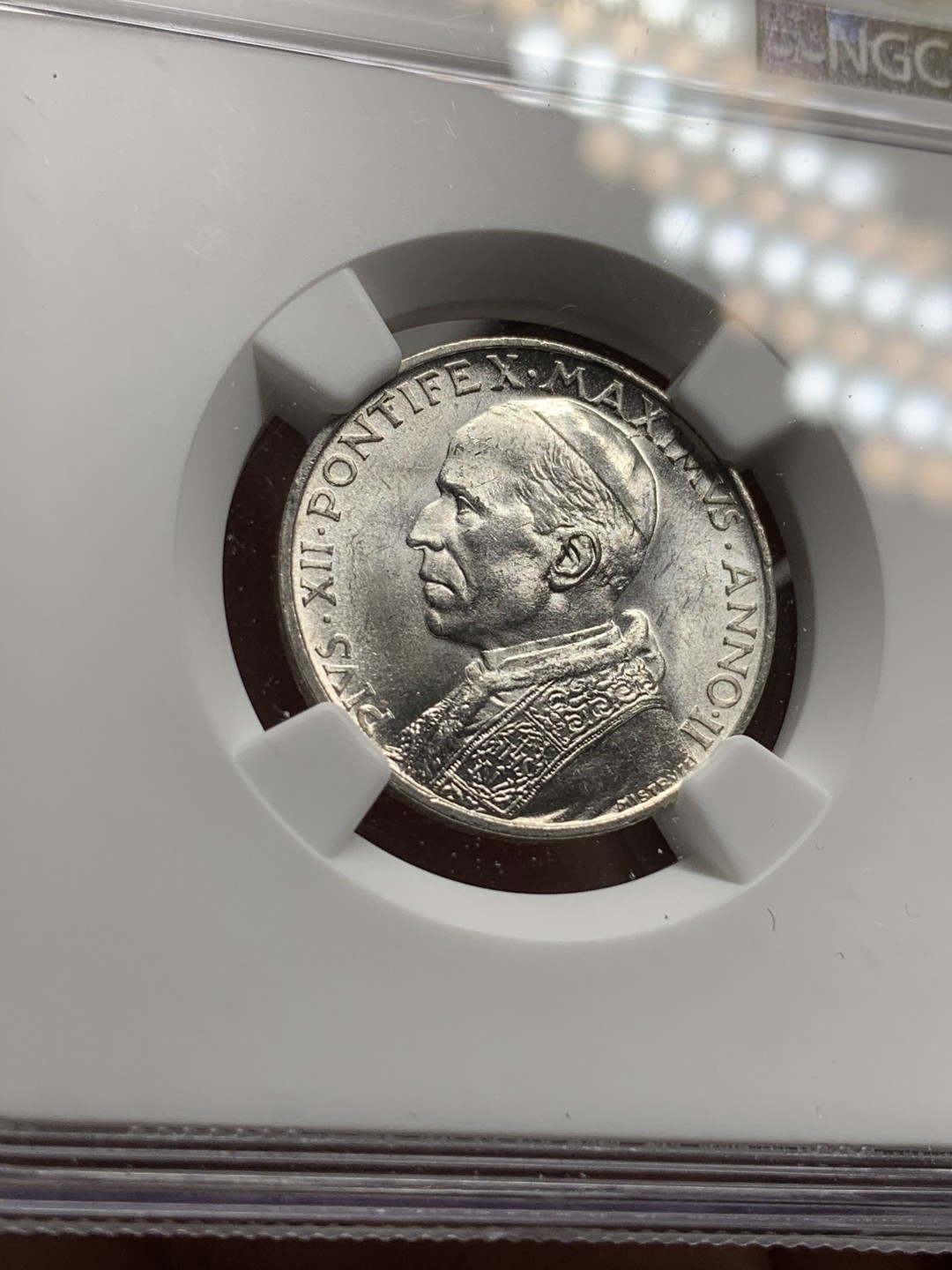 《竞宝斋》第74场-套币裸币专场 本周日，周一，周四.3场连拍（全场不限金额包邮） NGC-MS63 梵蒂冈 1940年 教皇小船5里拉 顶级原光品相