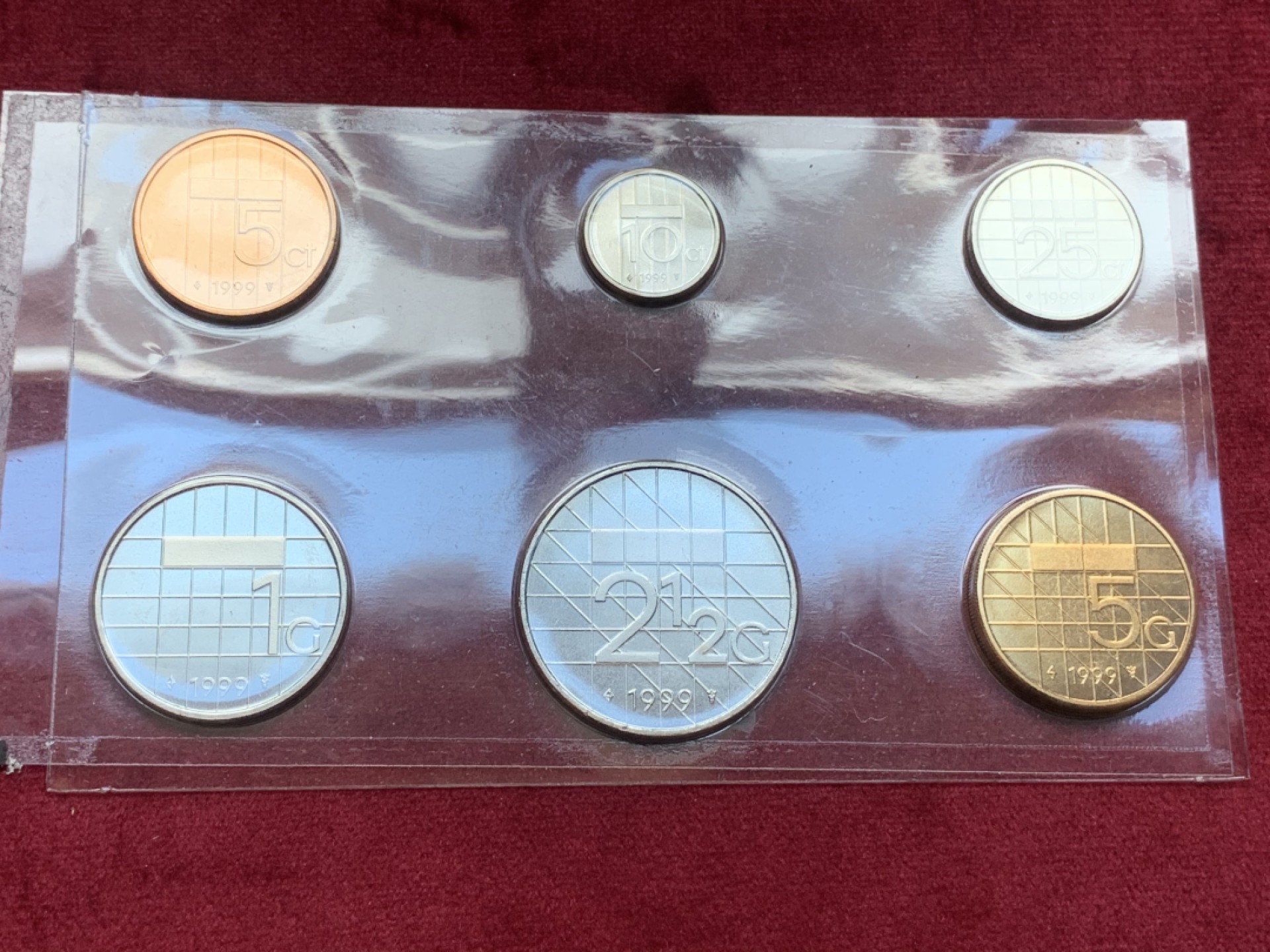 《竞宝斋》第74场-套币裸币专场 本周日，周一，周四.3场连拍（全场不限金额包邮） 荷兰 1999年 朱丽安娜女王 六枚套 封装套币