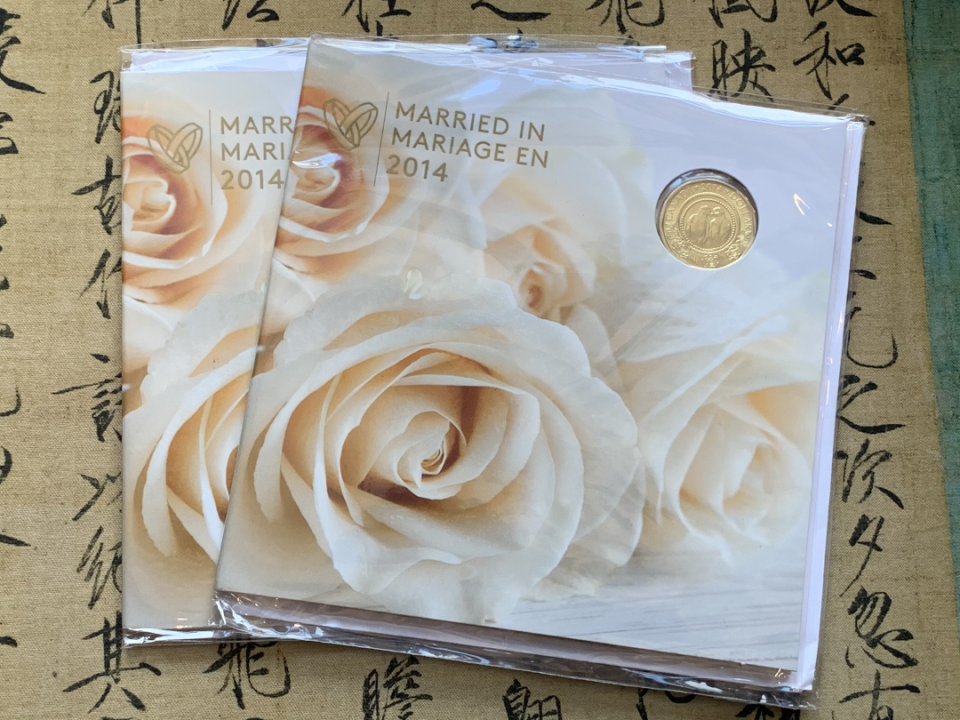 《竞宝斋》第74场-套币裸币专场 本周日，周一，周四.3场连拍（全场不限金额包邮） 2套 卡装 加拿大 2014年 五枚装套币 最大面值2元 原装塑料套子 完美状态