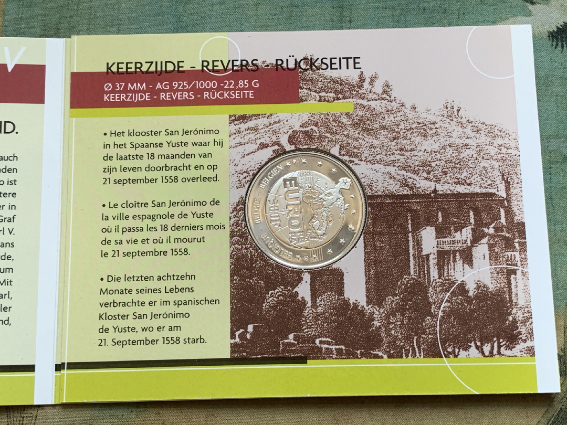 《竞宝斋》第74场-套币裸币专场 本周日，周一，周四.3场连拍（全场不限金额包邮） 卡装 比利时 2000年 卡尔五世纪念 500法郎大银币 22.85克 925银
