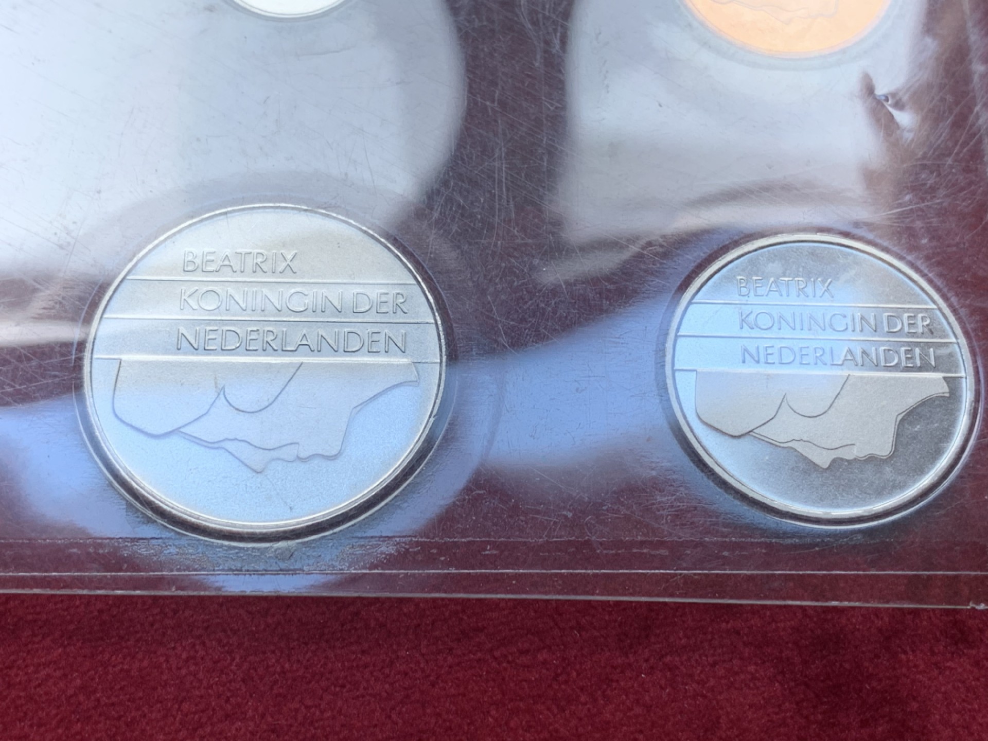 《竞宝斋》第74场-套币裸币专场 本周日，周一，周四.3场连拍（全场不限金额包邮） 荷兰 1999年 朱丽安娜女王 六枚套 封装套币