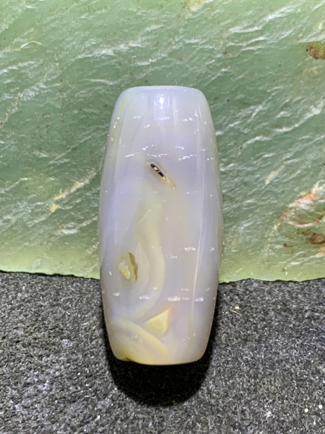 高玉化缠丝玛瑙通货桶珠一个
