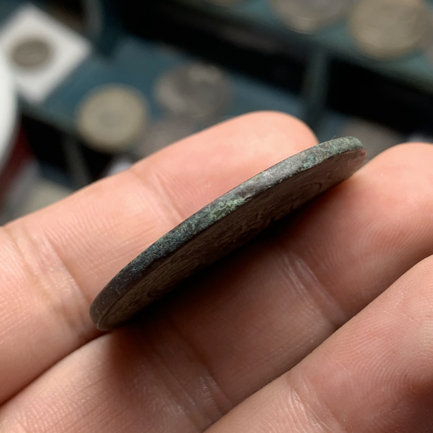 《竞宝斋》第74场-套币裸币专场 本周日，周一，周四.3场连拍（全场不限金额包邮） 军政府 壹百文 铜元一枚 40mm 直径 原味包浆