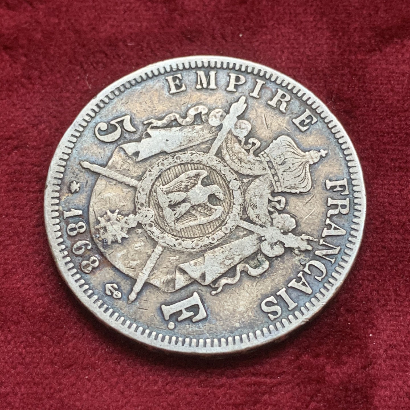 《竞宝斋》第74场-套币裸币专场 本周日，周一，周四.3场连拍（全场不限金额包邮） 法国1868年 拿三 5法郎 大银币 五彩包浆 非常漂亮