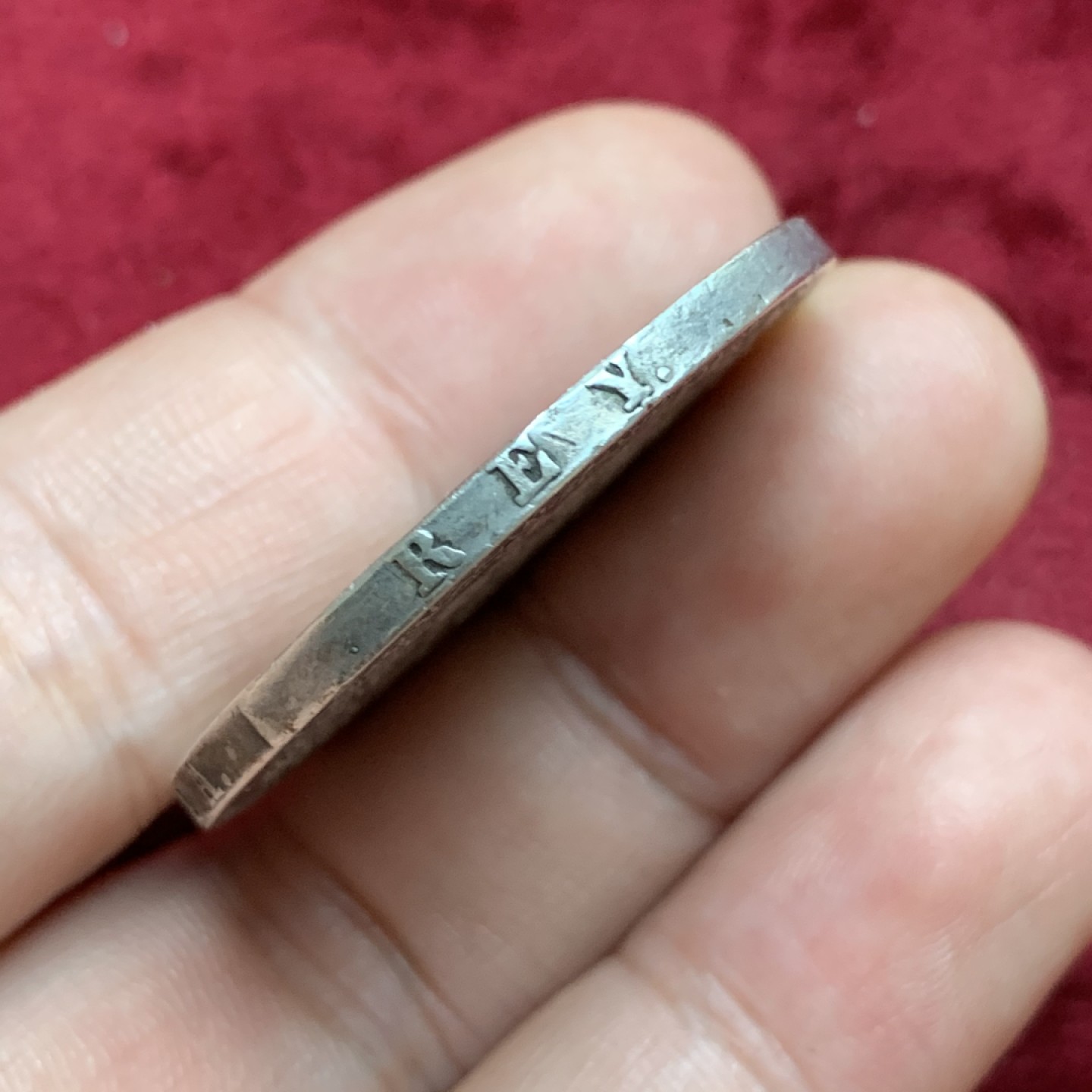 《竞宝斋》第74场-套币裸币专场 本周日，周一，周四.3场连拍（全场不限金额包邮） 西班牙1850年猪妹妹 青年像 20R 大银币 非常稀少的版别