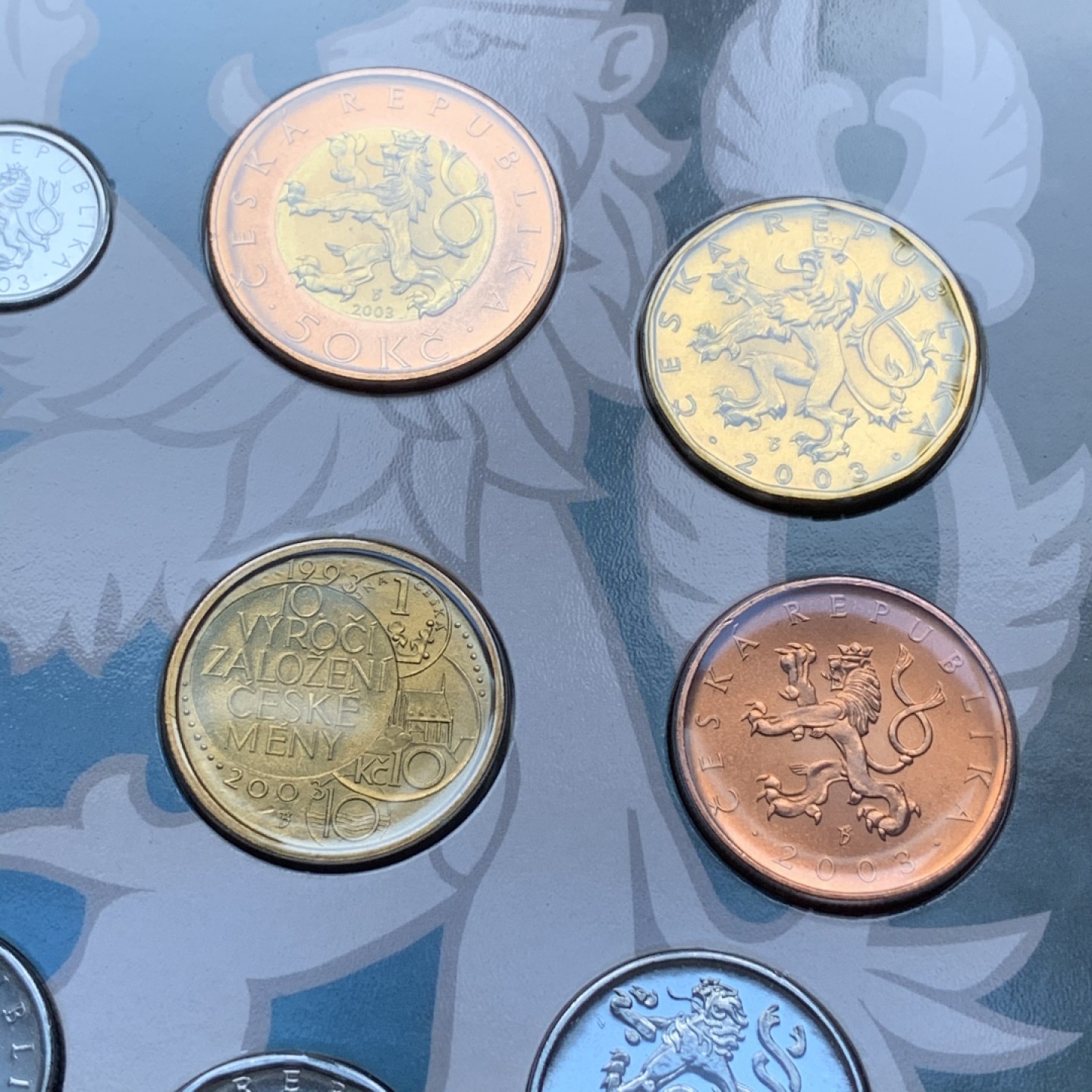 《竞宝斋》第74场-套币裸币专场 本周日，周一，周四.3场连拍（全场不限金额包邮） 卡装 捷克斯洛伐克 2003年 十枚套 封装套币