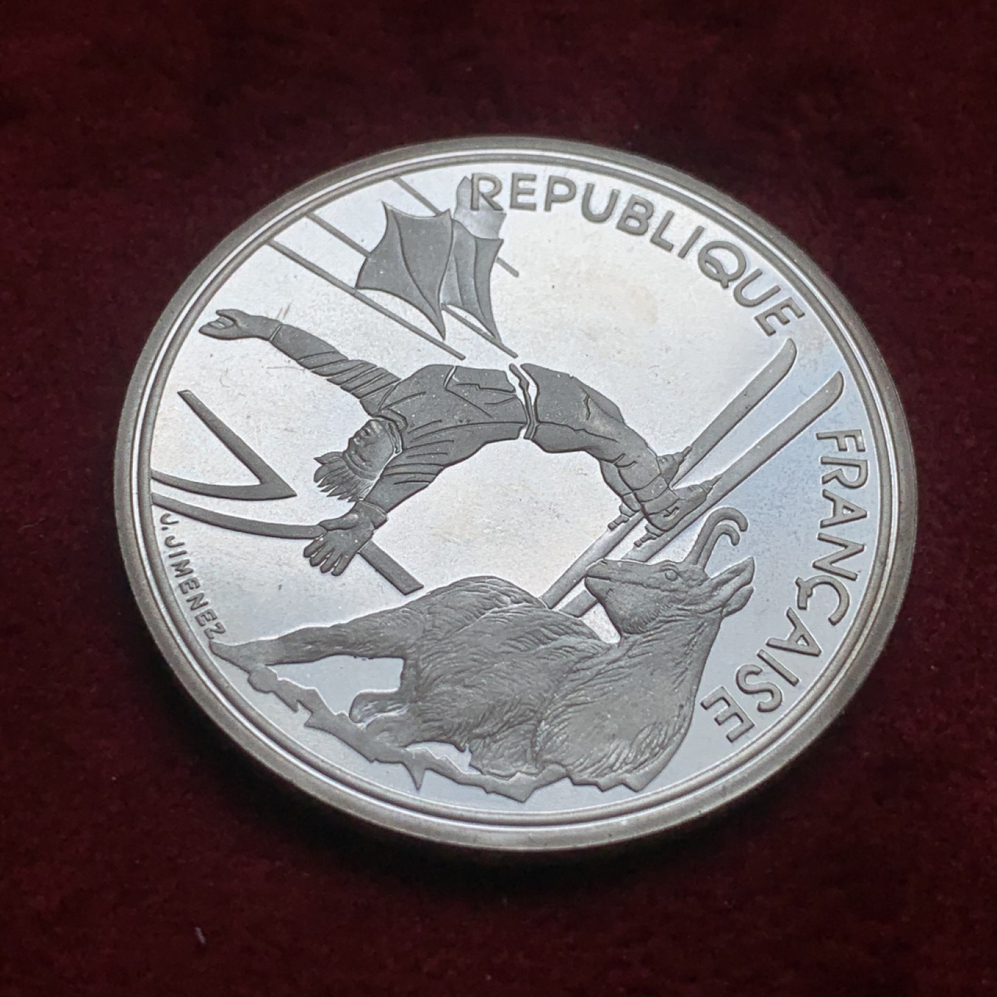 《竞宝斋》第74场-套币裸币专场 本周日，周一，周四.3场连拍（全场不限金额包邮） 法国1990年 短道速滑 100法郎 精制大银币 22.2克