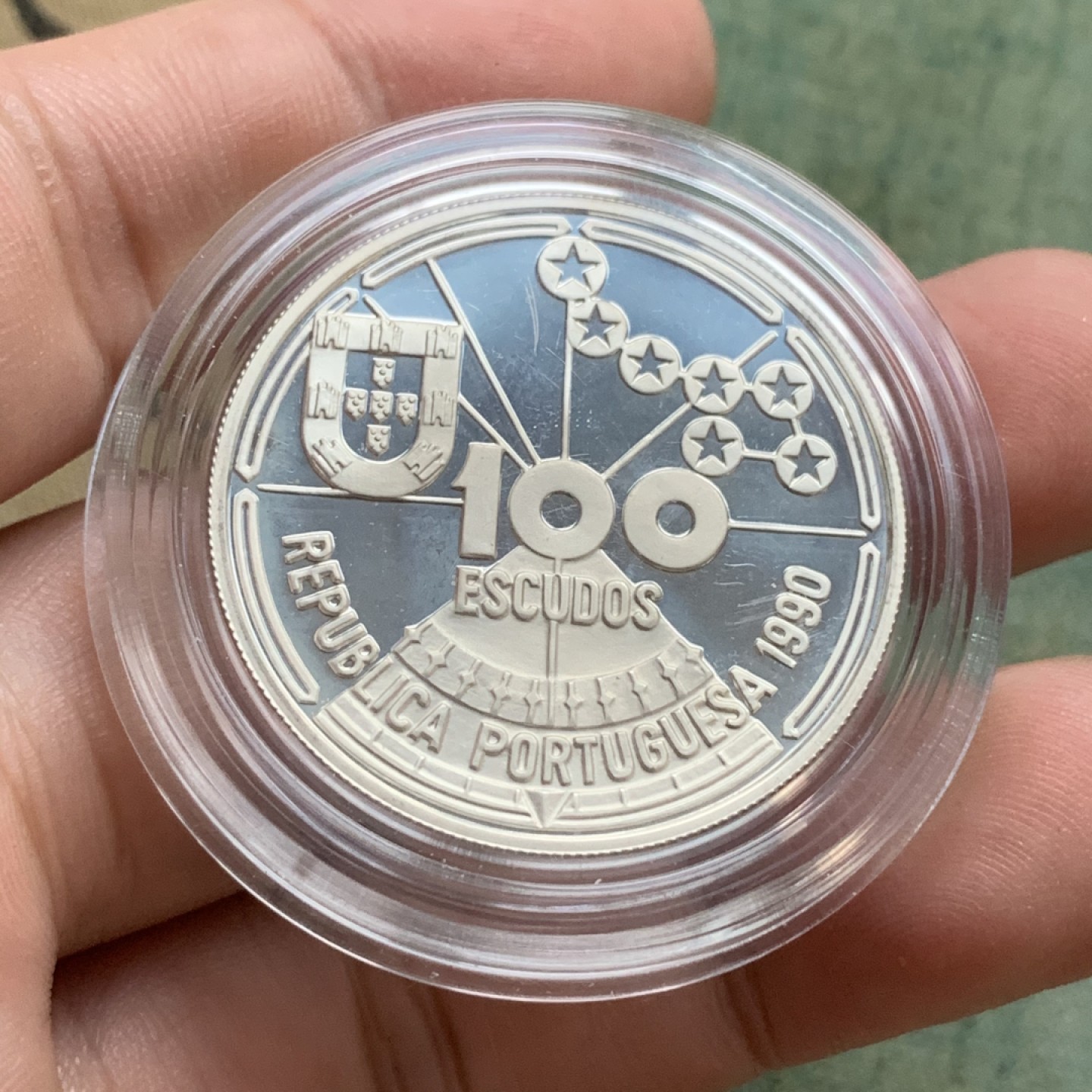 《竞宝斋》第74场-套币裸币专场 本周日，周一，周四.3场连拍（全场不限金额包邮） 原盒证书葡萄牙1990年帆船系列100埃斯库多 精制大银币 一流状态