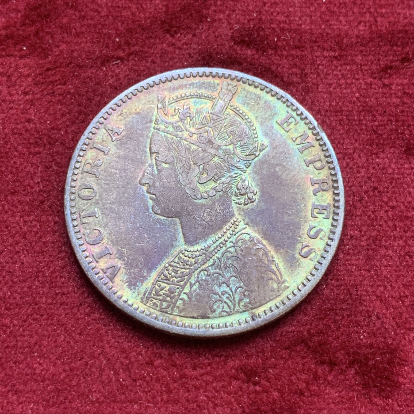 《竞宝斋》第74场-套币裸币专场 本周日，周一，周四.3场连拍（全场不限金额包邮） 超 五彩 英属 印度 1890年 维多利亚 女王 1卢比  银币