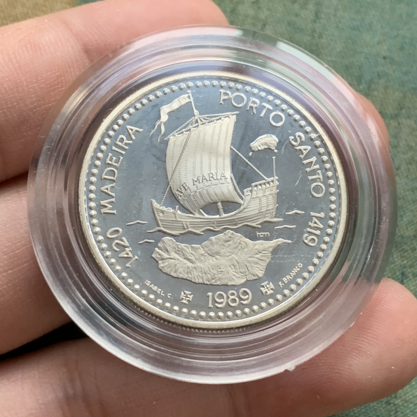 《竞宝斋》第74场-套币裸币专场 本周日，周一，周四.3场连拍（全场不限金额包邮） 原盒证书葡萄牙1990年帆船系列100埃斯库多 精制大银币 一流状态