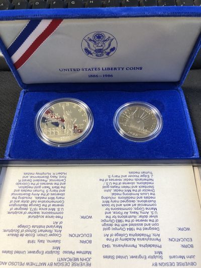 【海寧潮】拍卖第三十三期 - 【海寧潮】美国1986年自由女神百年精制纪念银币带一枚纪念币2枚套