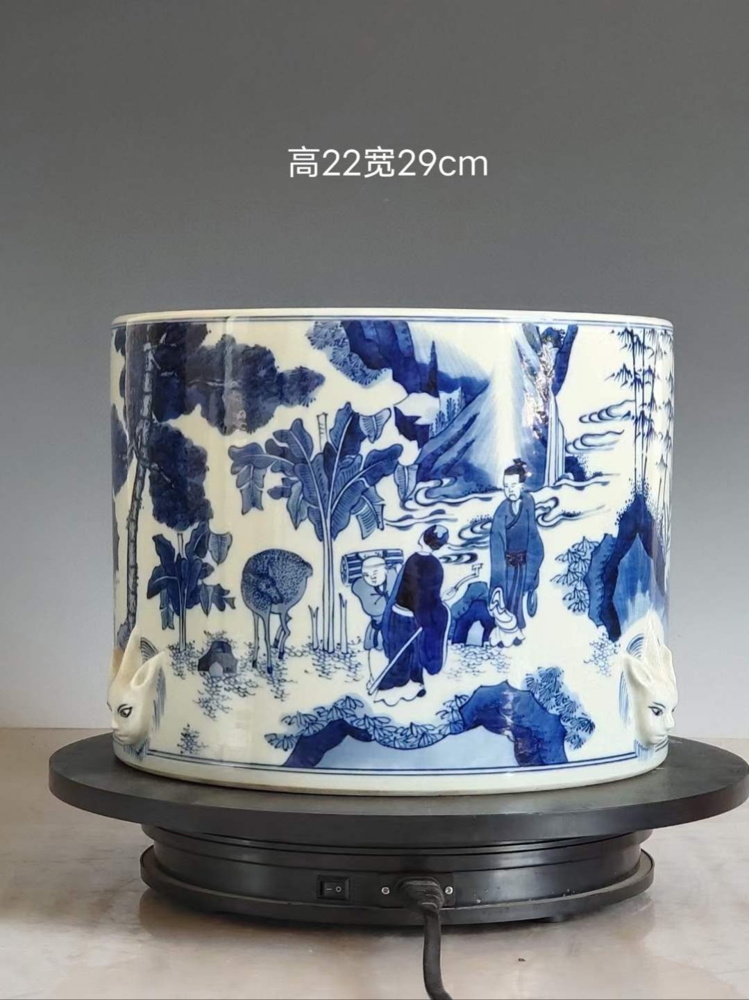 美品·款识“大清康熙年制”精工细作满工手绘青花竹林七贤纹三系兽首贯耳笔筒 美品·款识“大清康熙年制”精工细作满工手绘青花竹林七贤纹三系兽首贯耳笔筒