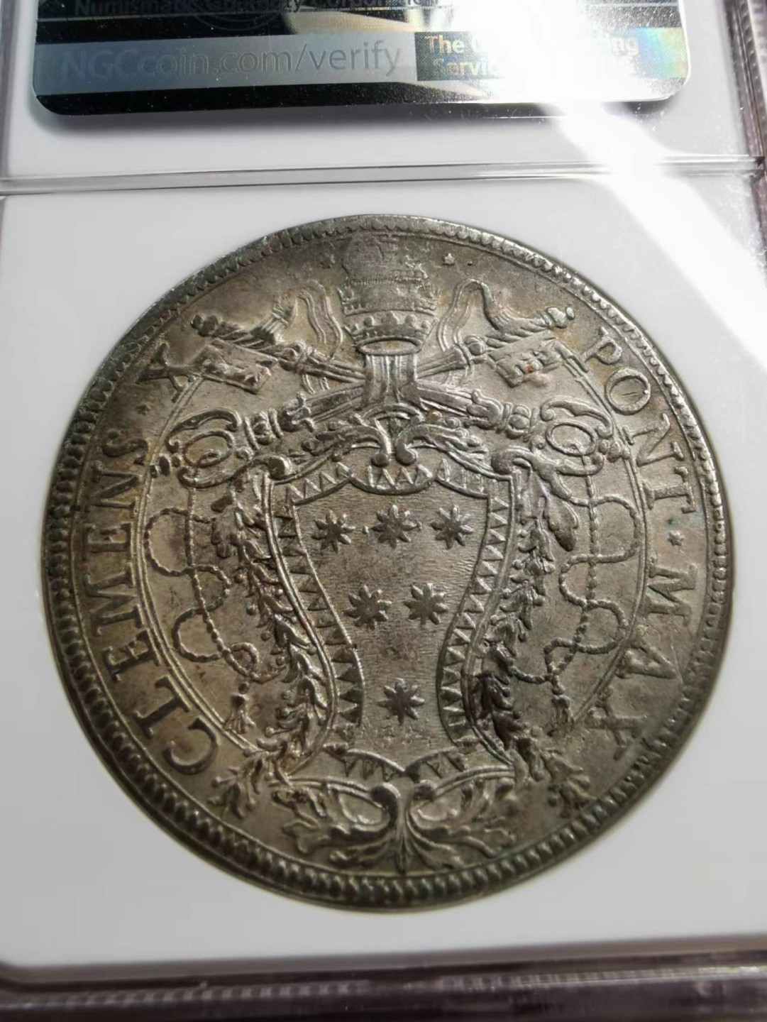 凡希社世界钱币微拍第二百零五期 荐！1675教皇国圣禧年皮亚斯特大银NGC-AU55收藏级！