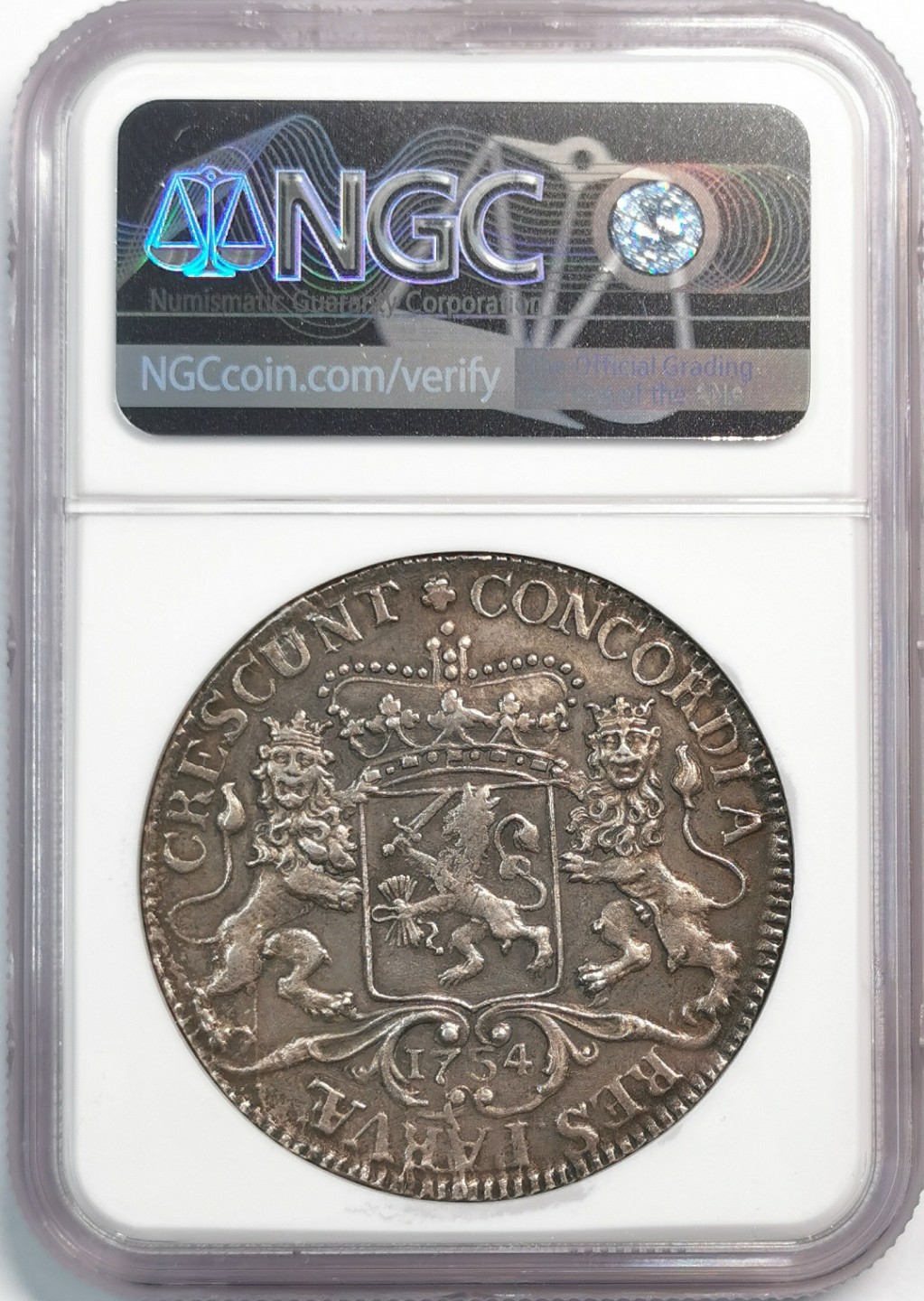 凡希社世界钱币微拍第二百零五期 1754泽兰大马剑NGC-XFD深色包浆！