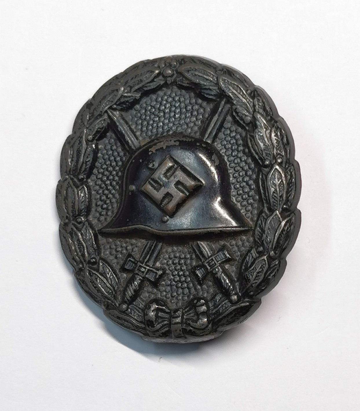 凡希社世界钱币微拍第二百零五期 二次大战德国战伤勋章 有瑕疵