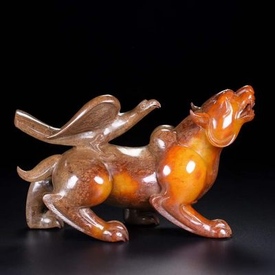 旧藏，英雄（鹰熊），材质和田玉 - 旧藏，英雄（鹰熊），材质和田玉