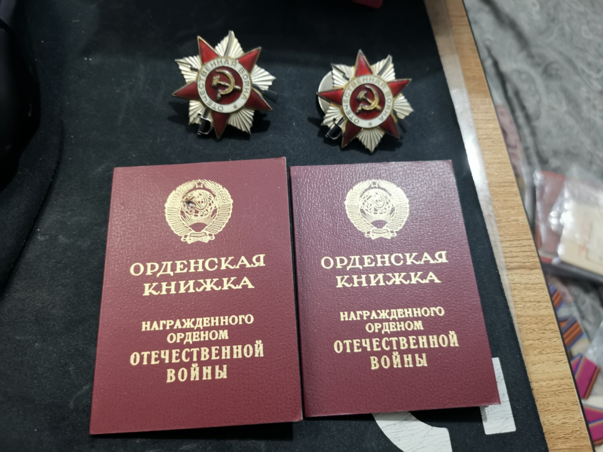 苏联勋章奖章七月第一期对日 苏联奖章夫妻二人的85卫国勋章连号都带证件