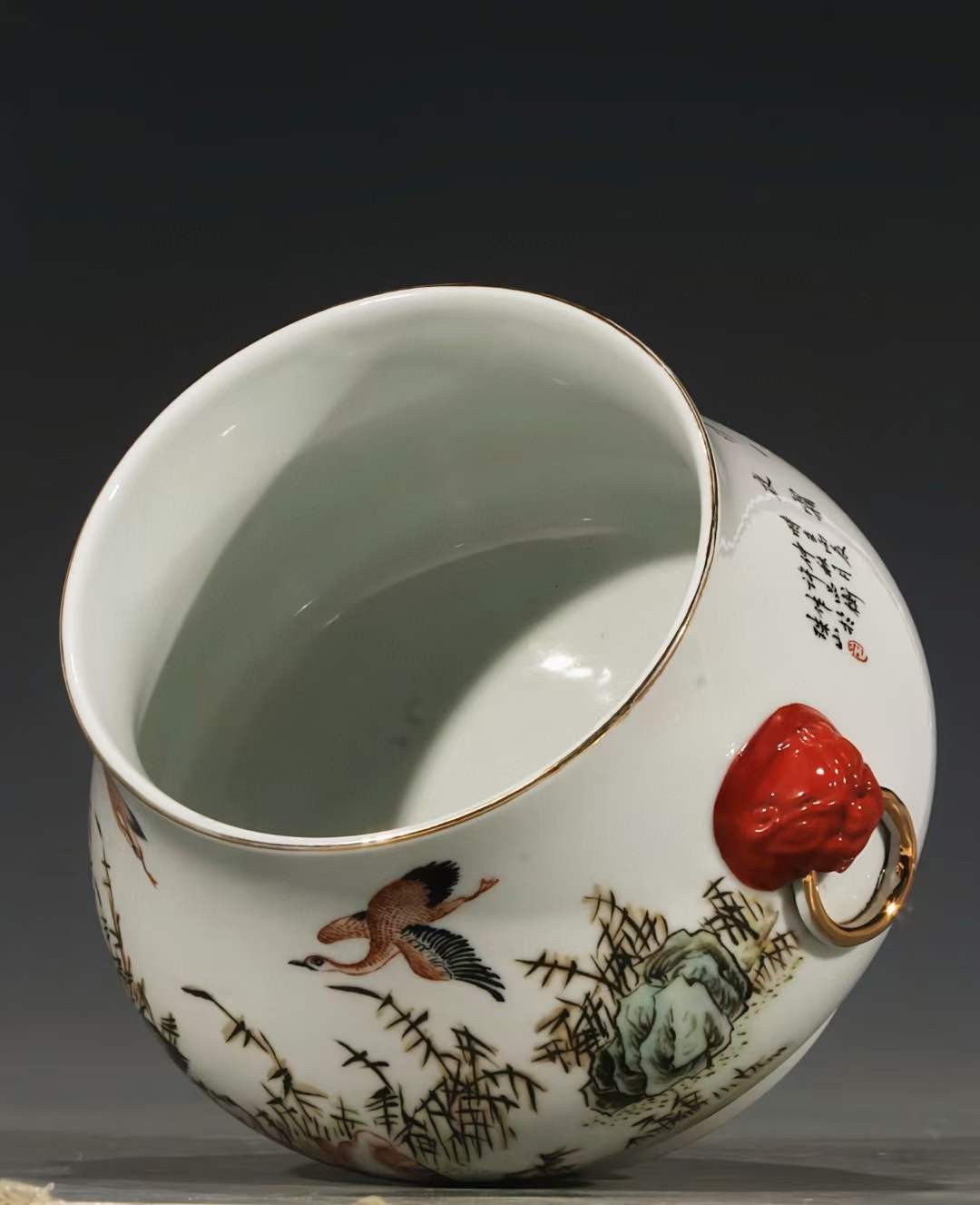 美品·款识“官窑内造·许品衡制”精工细作满工粉彩芦苇大雁纹兽首贯耳香炉