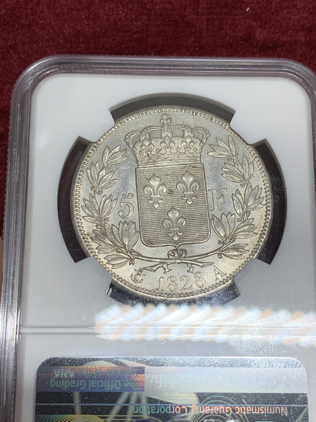 《竞宝斋》第75场-本周日，周一2场连拍（全场不限金额包邮） 亚军分，NGC MS62 1828年法国查理十世5法郎银币 上面只有一个MS63，查理十世的币远比路易十八要少