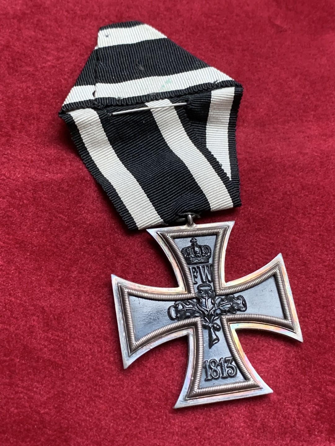 《竞宝斋》第75场-本周日，周一2场连拍（全场不限金额包邮） 德国一战二级铁十字勋章，品相状态好