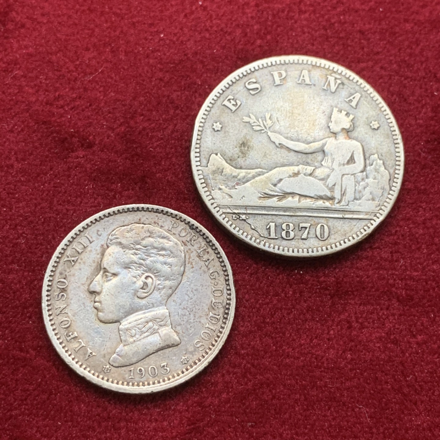 《竞宝斋》第75场-本周日，周一2场连拍（全场不限金额包邮） 西班牙银币一对  西班牙1903年1比塞塔银币+西班牙1870年拿花2比塞塔银币