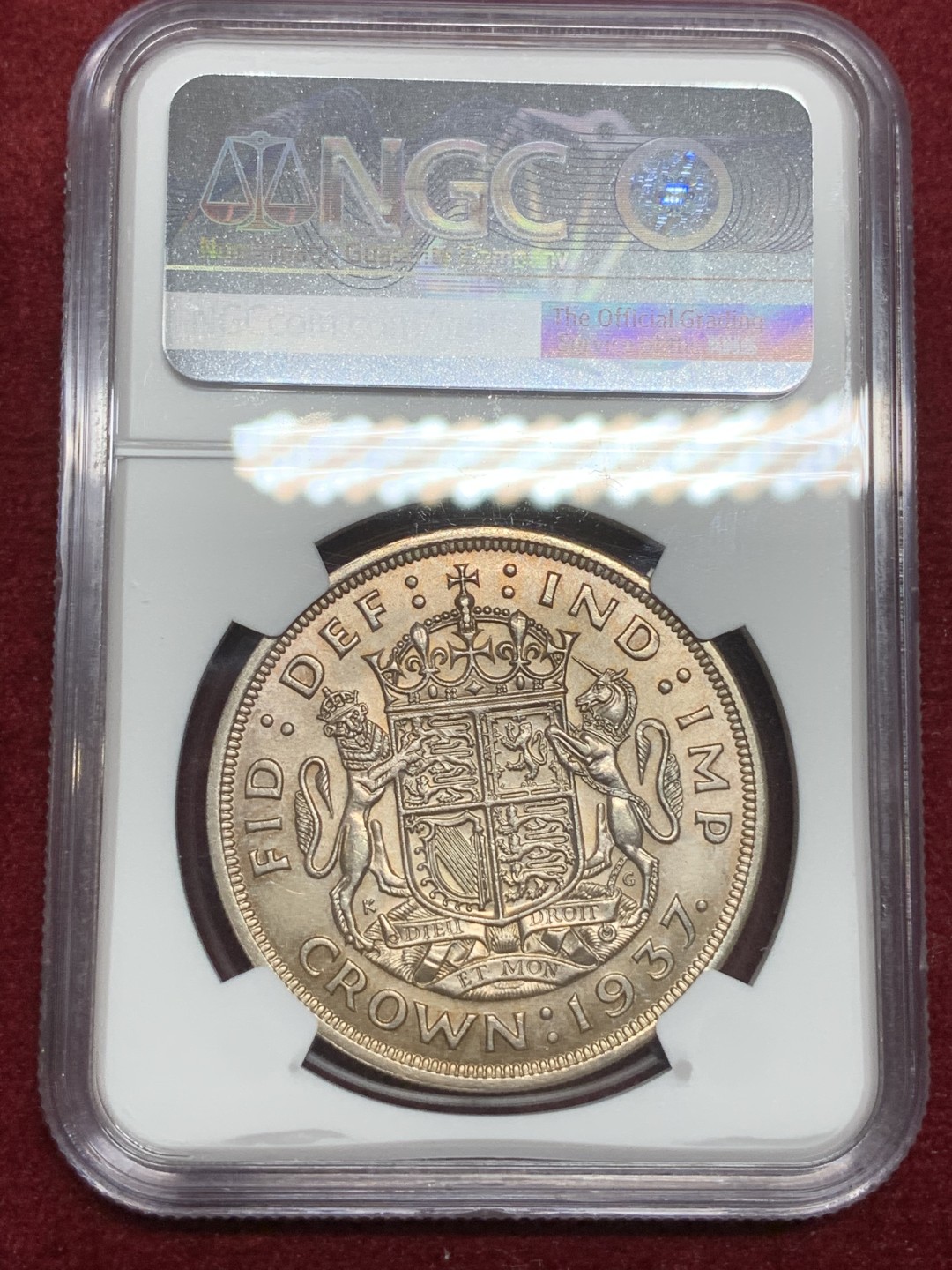 《竞宝斋》第75场-本周日，周一2场连拍（全场不限金额包邮） NGC-MS62 英国1937年 乔六 1克朗 大银币 原光好品图案深俊