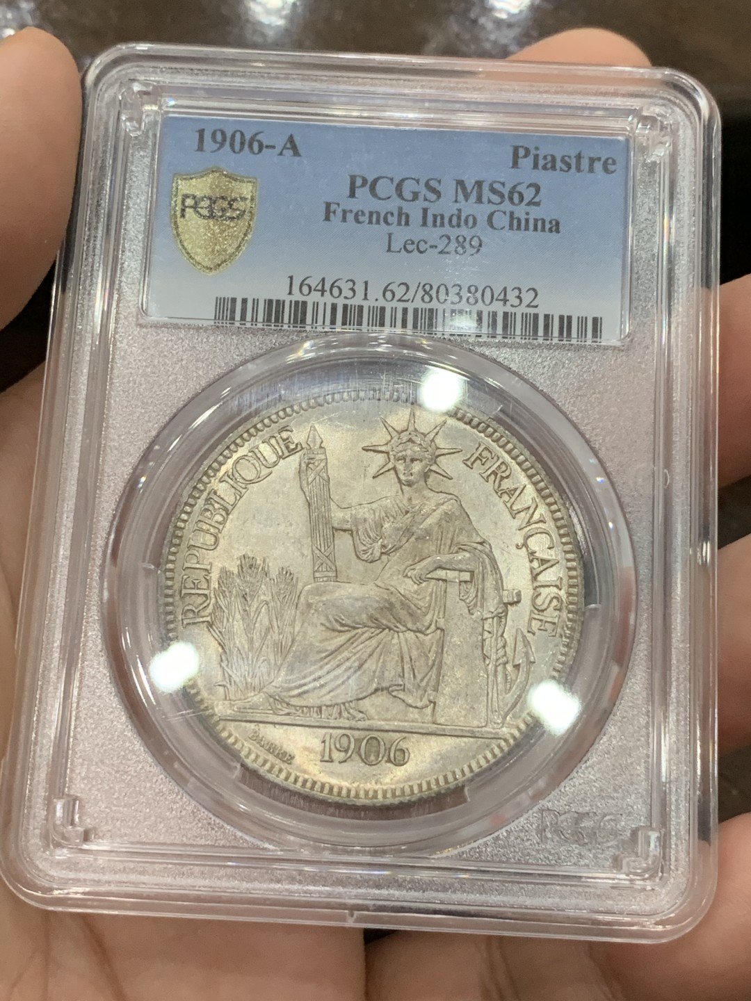 《竞宝斋》第75场-本周日，周一2场连拍（全场不限金额包邮） PCGS MS62 法属印支  1906年 坐人银币  状态非常好