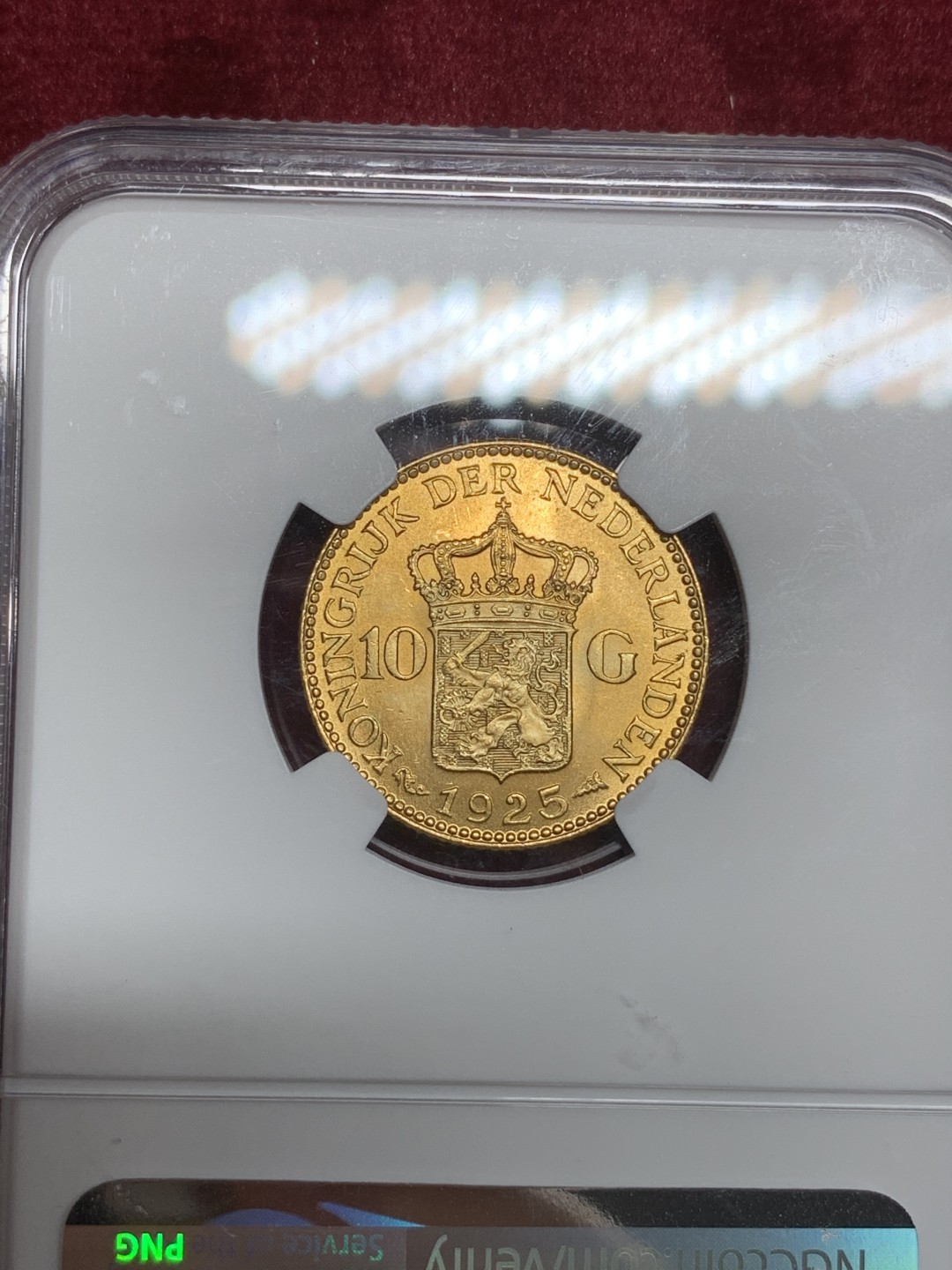 《竞宝斋》第75场-本周日，周一2场连拍（全场不限金额包邮） NGC MS64 原光荷兰1925年威廉明娜女王10盾金币6.73克