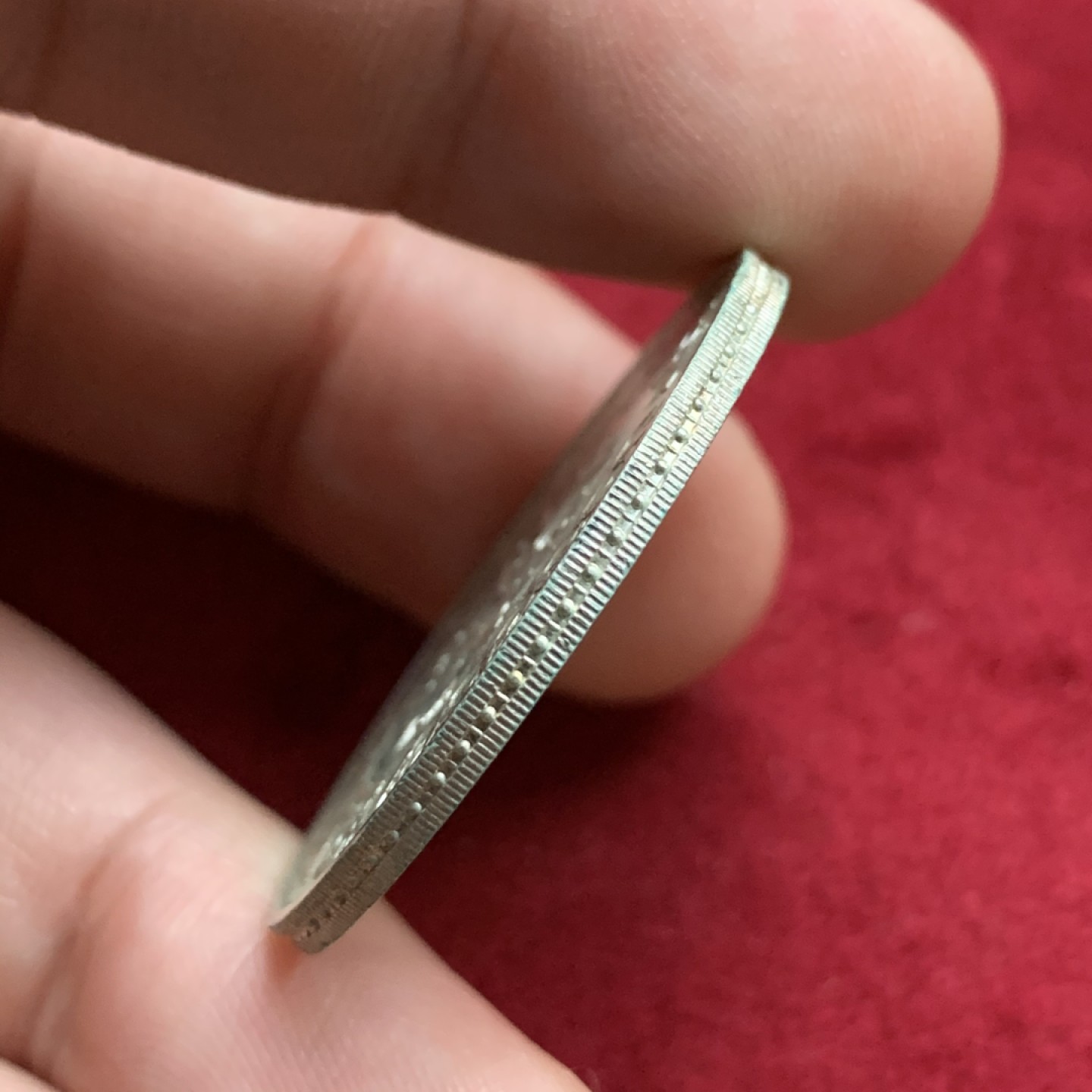 《竞宝斋》第75场-本周日，周一2场连拍（全场不限金额包邮） AU品 埃及 1939年 10皮埃斯特 银币  状态好 银光闪耀