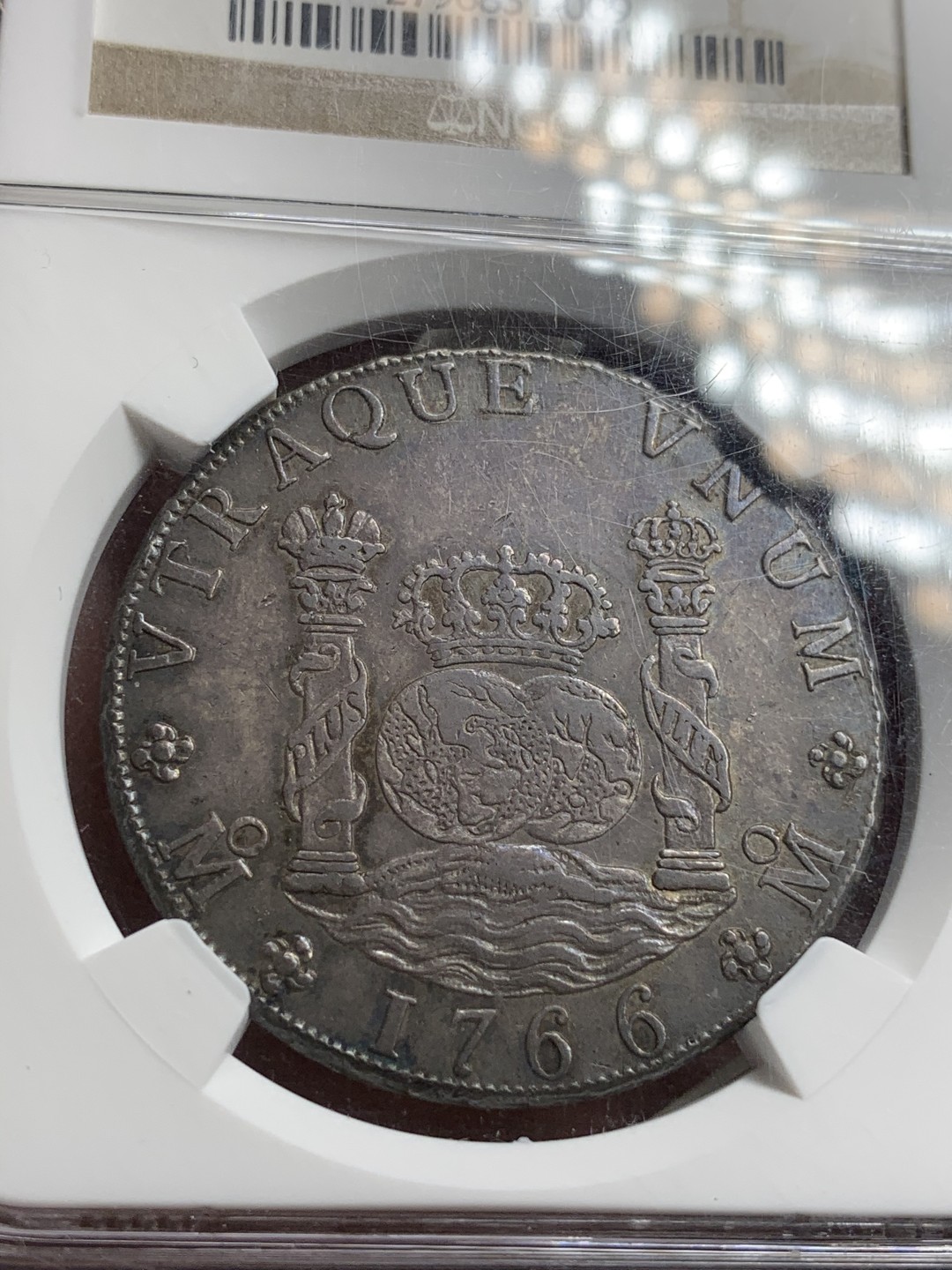 《竞宝斋》第75场-本周日，周一2场连拍（全场不限金额包邮） 亚军分 NGC MS62 墨西哥 1766年 地球双柱银币 中期好品 双面深彩包浆 可遇不可求的状态