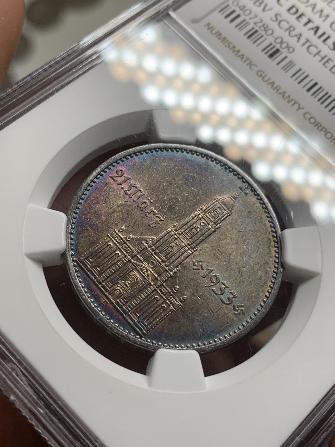 《竞宝斋》第75场-本周日，周一2场连拍（全场不限金额包邮） UNCD 德国 1934年 执政党周年纪念 教堂加字5马克银币 七彩包浆 转光好品 加字教堂较少见