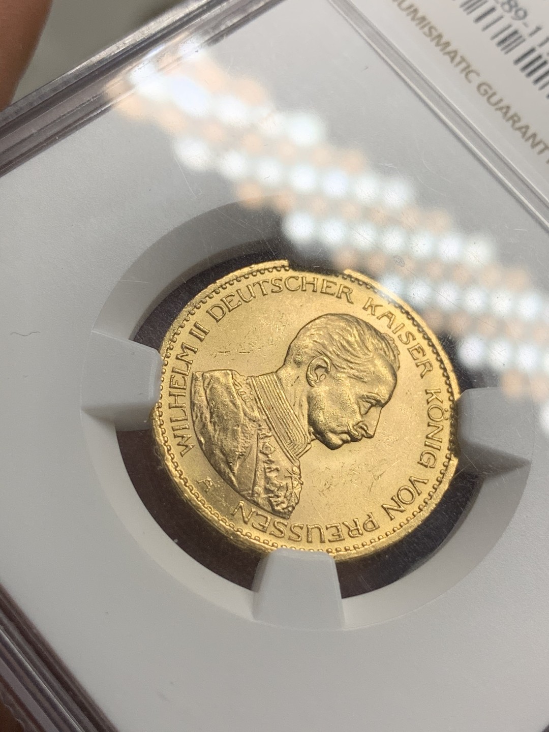《竞宝斋》第75场-本周日，周一2场连拍（全场不限金额包邮） 亚军分 NGC-MS64 普鲁士 1913A 20马克 威廉二世军装金币 观感十分不错的一款金币