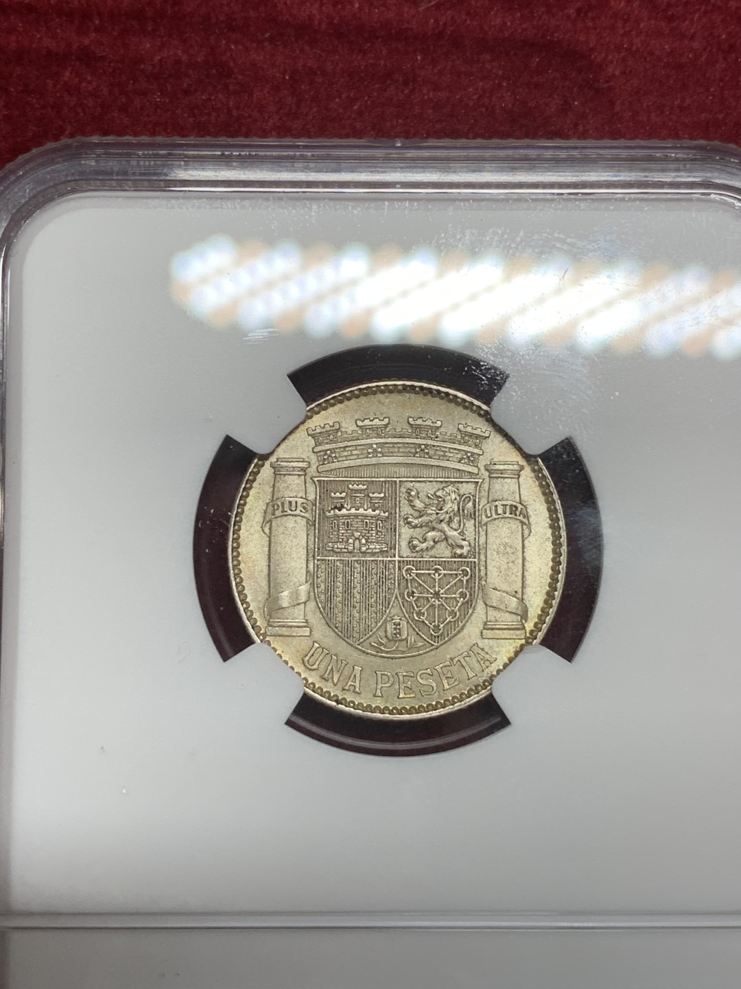 《竞宝斋》第75场-本周日，周一2场连拍（全场不限金额包邮） NGC MS-62 西班牙1933年 内战版1比塞塔 银币 内战时期唯一一款银币