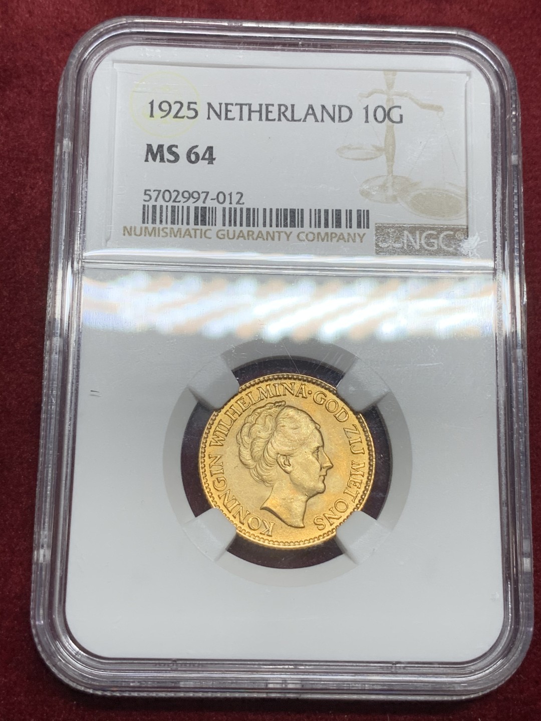 《竞宝斋》第75场-本周日，周一2场连拍（全场不限金额包邮） NGC MS64 原光荷兰1925年威廉明娜女王10盾金币6.73克