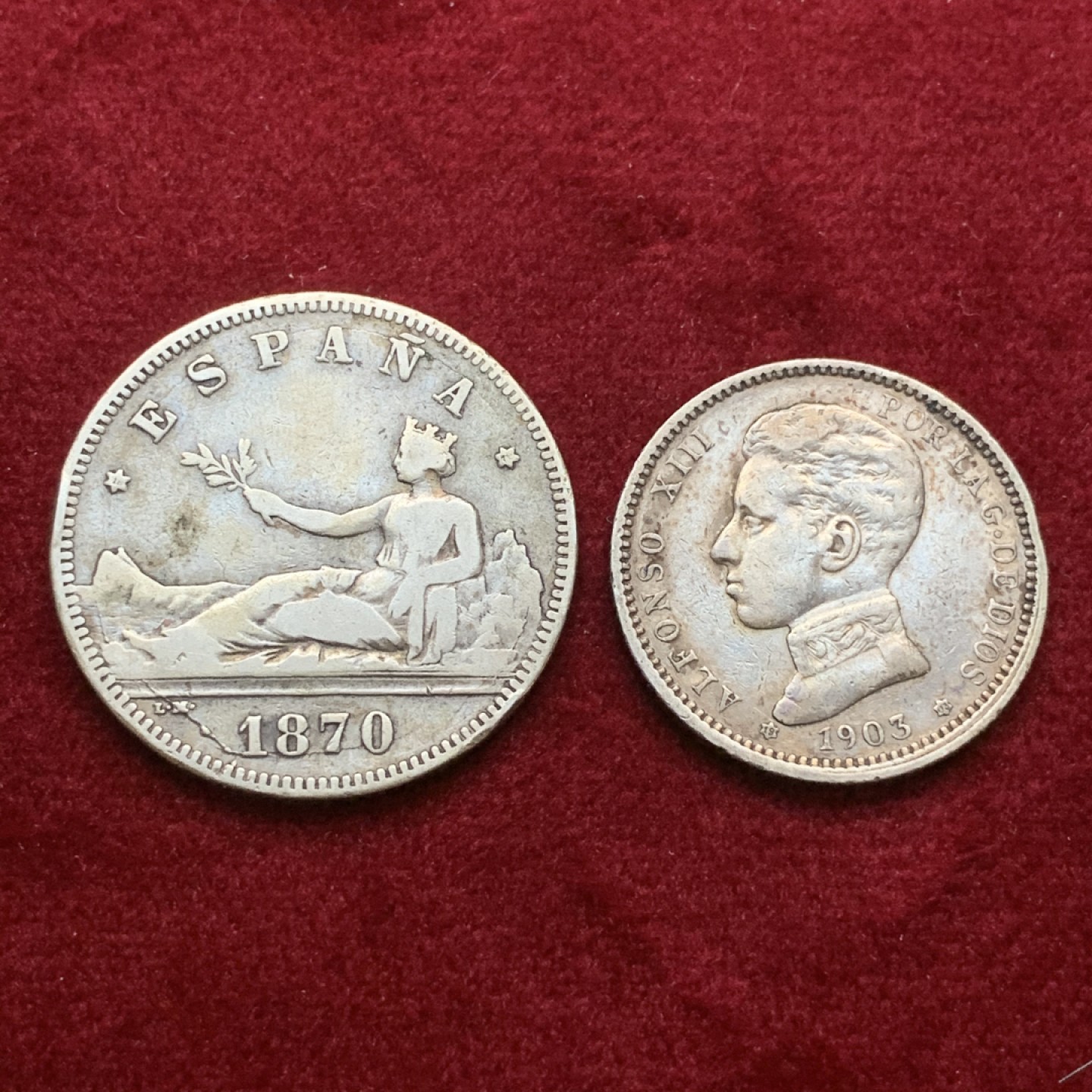 《竞宝斋》第75场-本周日，周一2场连拍（全场不限金额包邮） 西班牙银币一对  西班牙1903年1比塞塔银币+西班牙1870年拿花2比塞塔银币