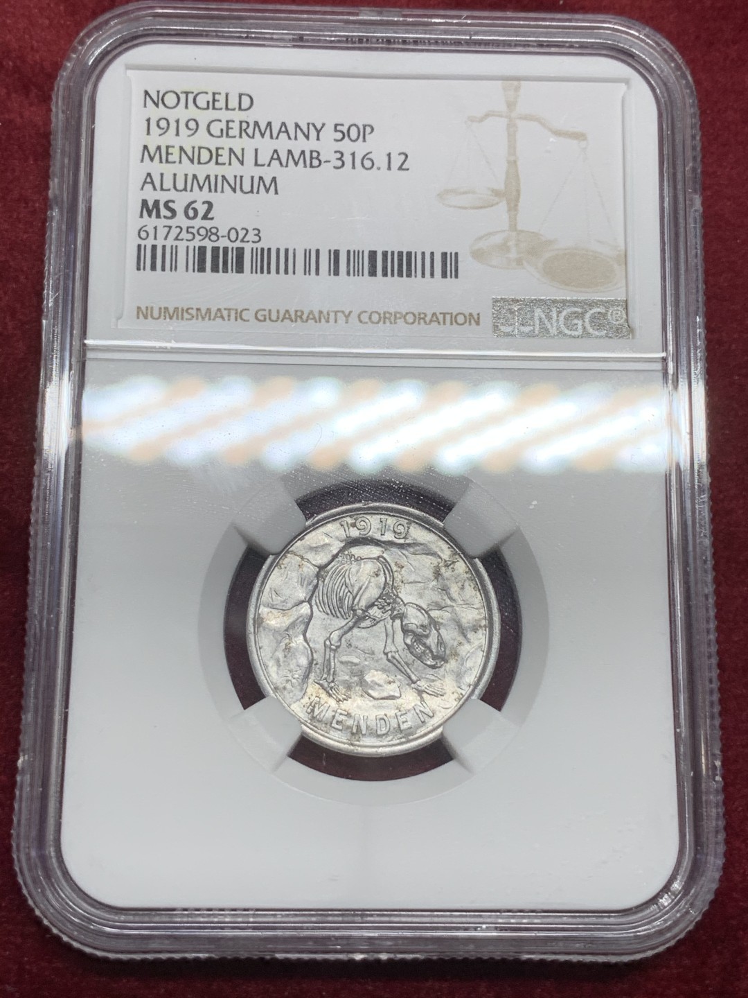 《竞宝斋》第75场-本周日，周一2场连拍（全场不限金额包邮） NGC MS62 德国 1919年 NGC 数据库仅3枚唯一亚军分  少见疑似标签错误，德紧大热门门登洞熊50芬尼铝币