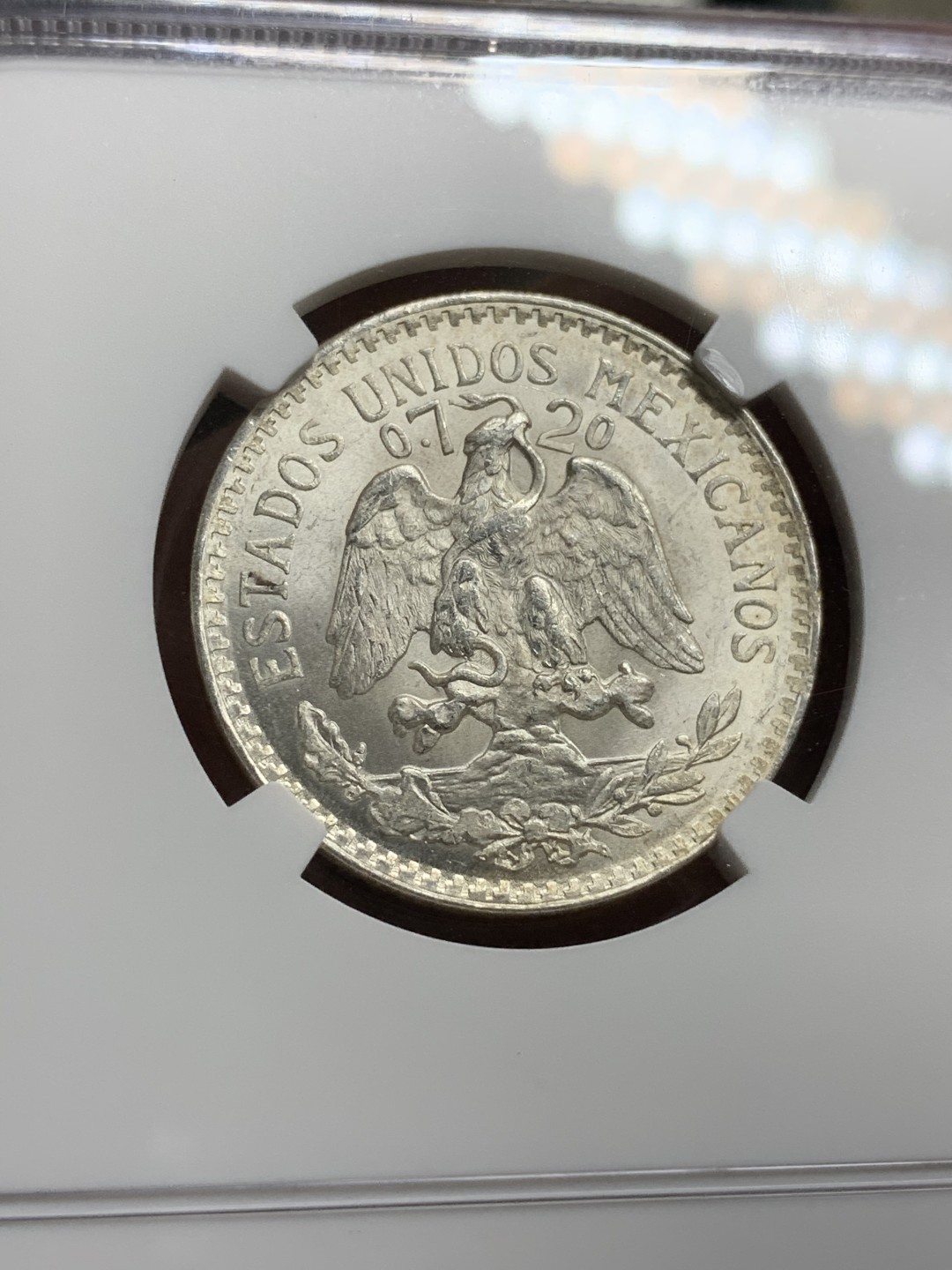 《竞宝斋》第75场-本周日，周一2场连拍（全场不限金额包邮） NGC-MS66 墨西哥1945年 鹰洋50分 银币 顶级品相 一步到位