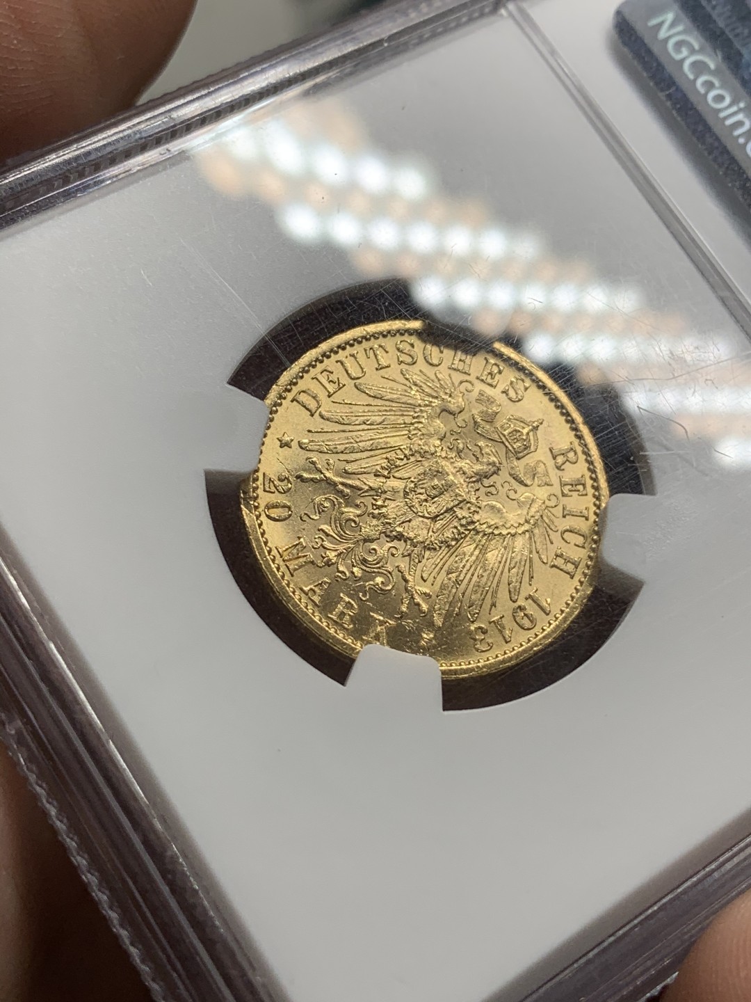 《竞宝斋》第75场-本周日，周一2场连拍（全场不限金额包邮） 亚军分 NGC-MS64 普鲁士 1913A 20马克 威廉二世军装金币 观感十分不错的一款金币