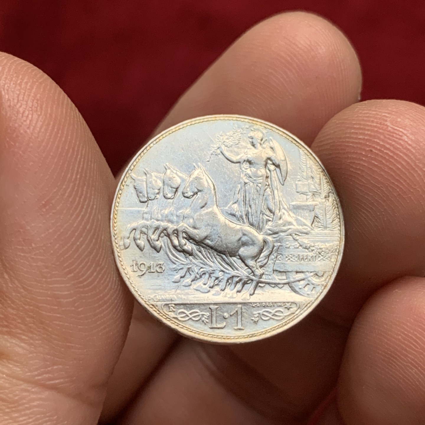 《竞宝斋》第75场-本周日，周一2场连拍（全场不限金额包邮） 原光 UNC 好品 意大利1913年 少⻅ 圈版 女神⻢⻋ 里拉 银币