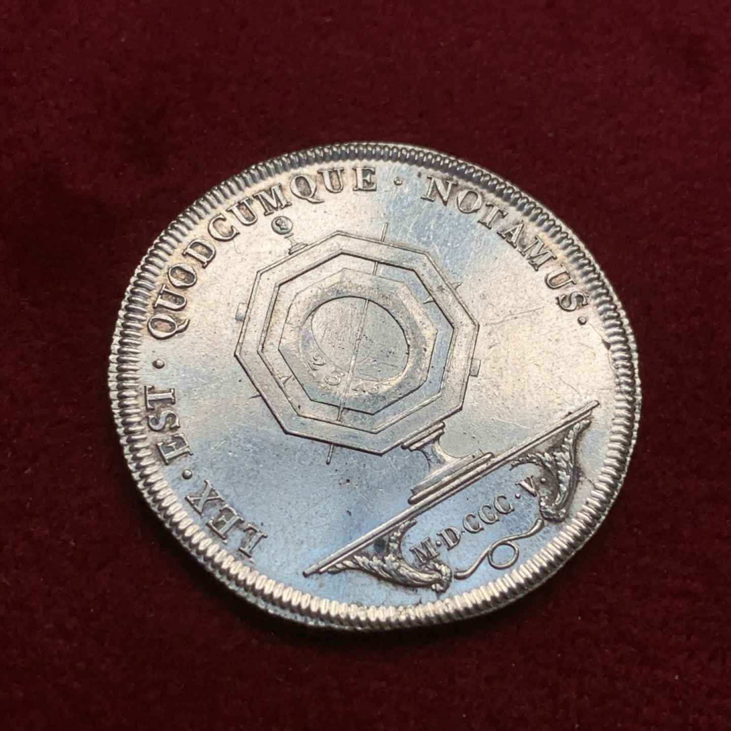 《竞宝斋》第75场-本周日，周一2场连拍（全场不限金额包邮） 法国 1805年 里昂公证人 银质 代币 细节非常好，狮子都没见多磨损 PL 感强烈 12.85克 32.7mm直径