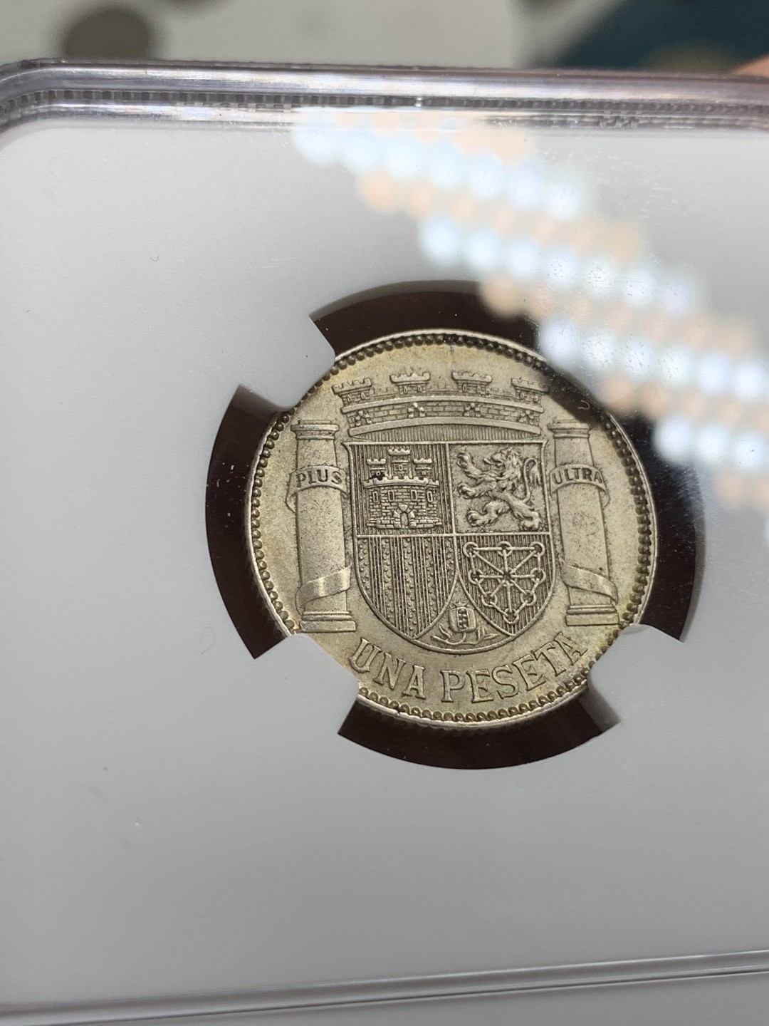 《竞宝斋》第75场-本周日，周一2场连拍（全场不限金额包邮） NGC MS-62 西班牙1933年 内战版1比塞塔 银币 内战时期唯一一款银币