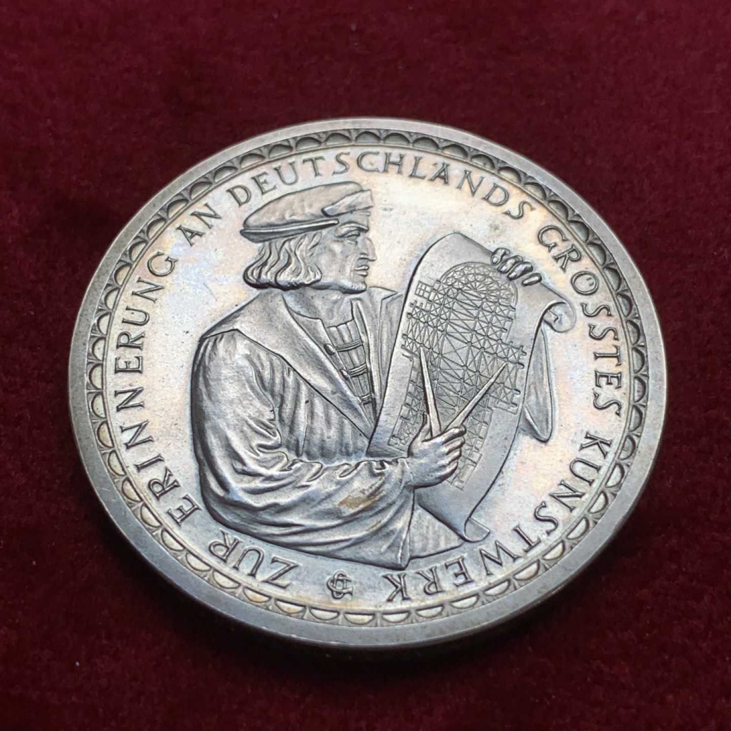 《竞宝斋》第75场-本周日，周一2场连拍（全场不限金额包邮） 德国 1928年 科隆大教堂开工680周年 纪念银章 底板光亮 双面淡彩