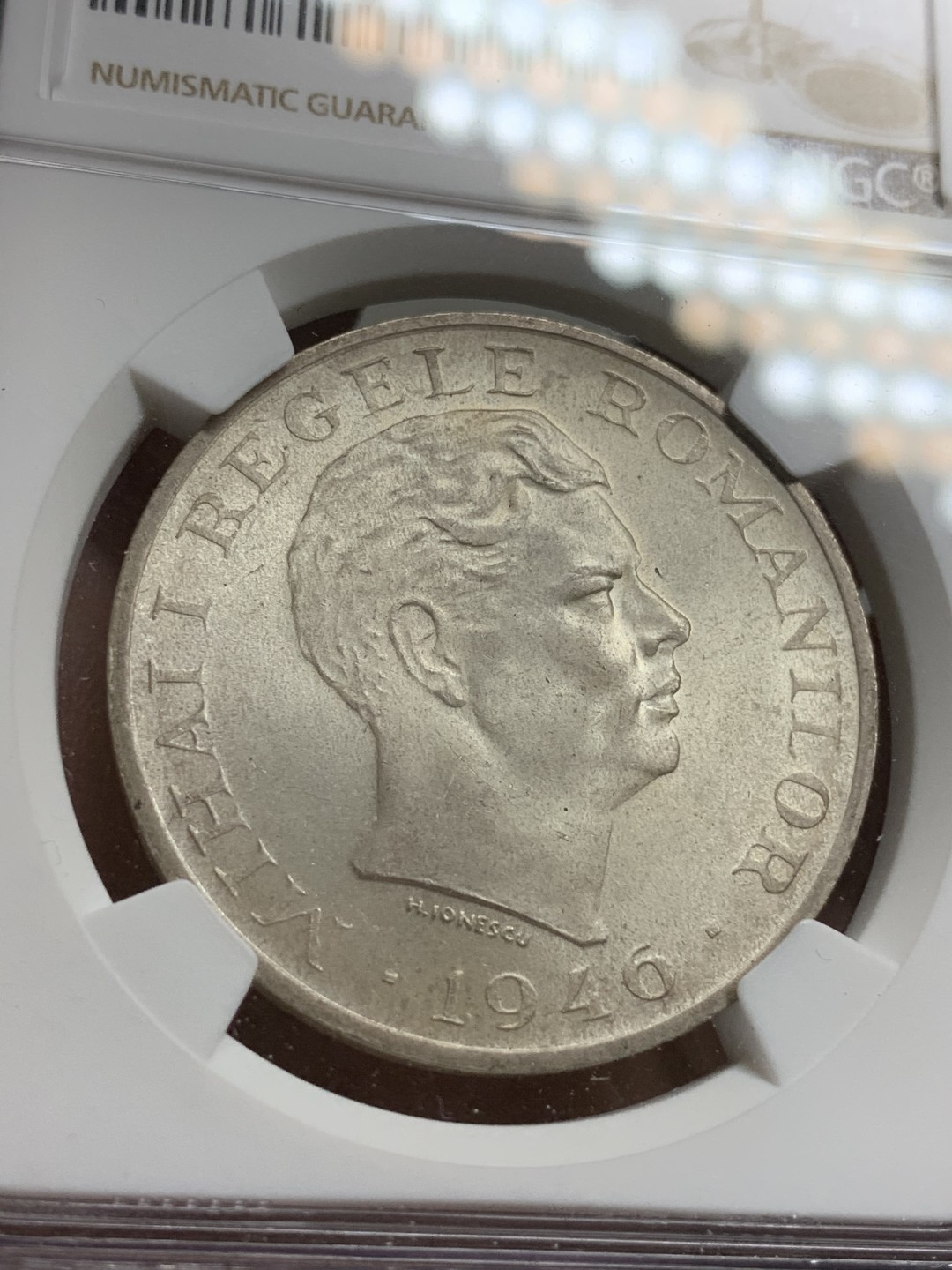 《竞宝斋》第75场-本周日，周一2场连拍（全场不限金额包邮） NGC-MS64 罗马尼亚 1946年 100000列伊 大银币 顶级品相粉光