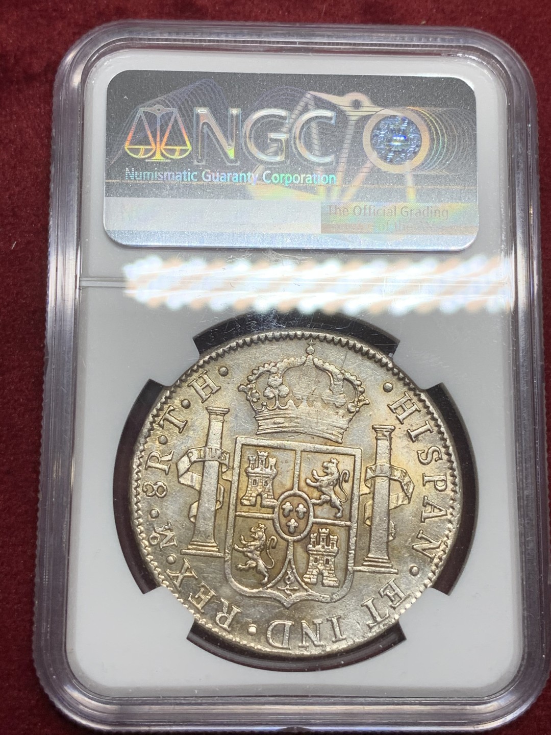 《竞宝斋》第75场-本周日，周一2场连拍（全场不限金额包邮） NGC-UNC  墨西哥1809年 费迪南七世 8R双柱银币 过渡年份 臆造头像 双面深打  背面寒光照人