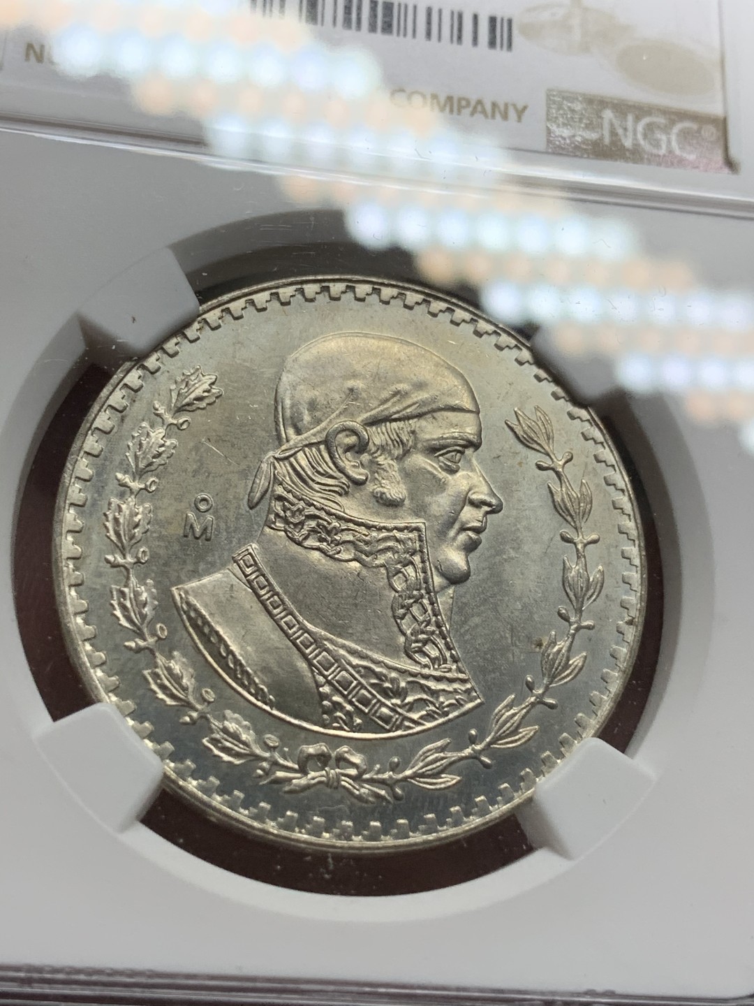 《竞宝斋》第75场-本周日，周一2场连拍（全场不限金额包邮） NGC MS-65 墨西哥 1957年 鹰洋1比索 银币 高分状态