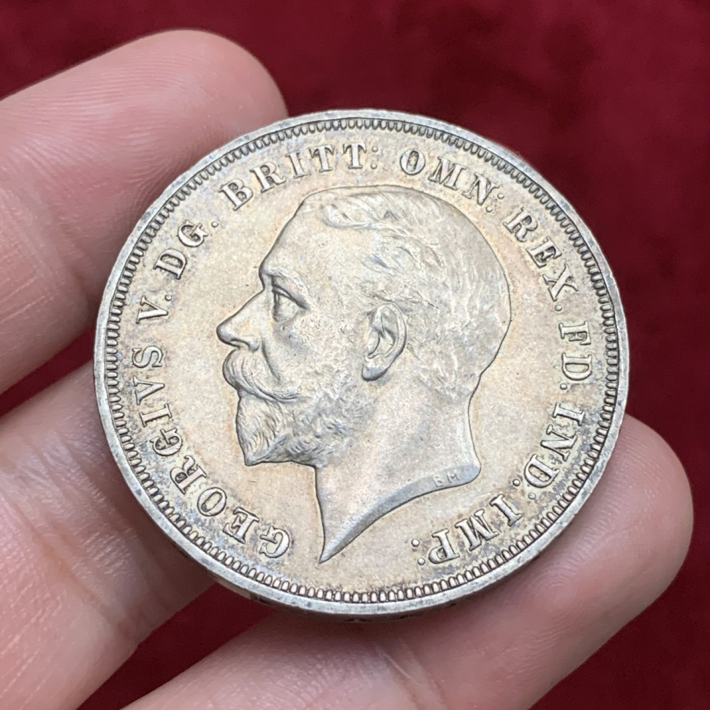 《竞宝斋》第75场-本周日，周一2场连拍（全场不限金额包邮） 英国 1935年 乔五 木马剑 银币 双面深彩包浆 可送评