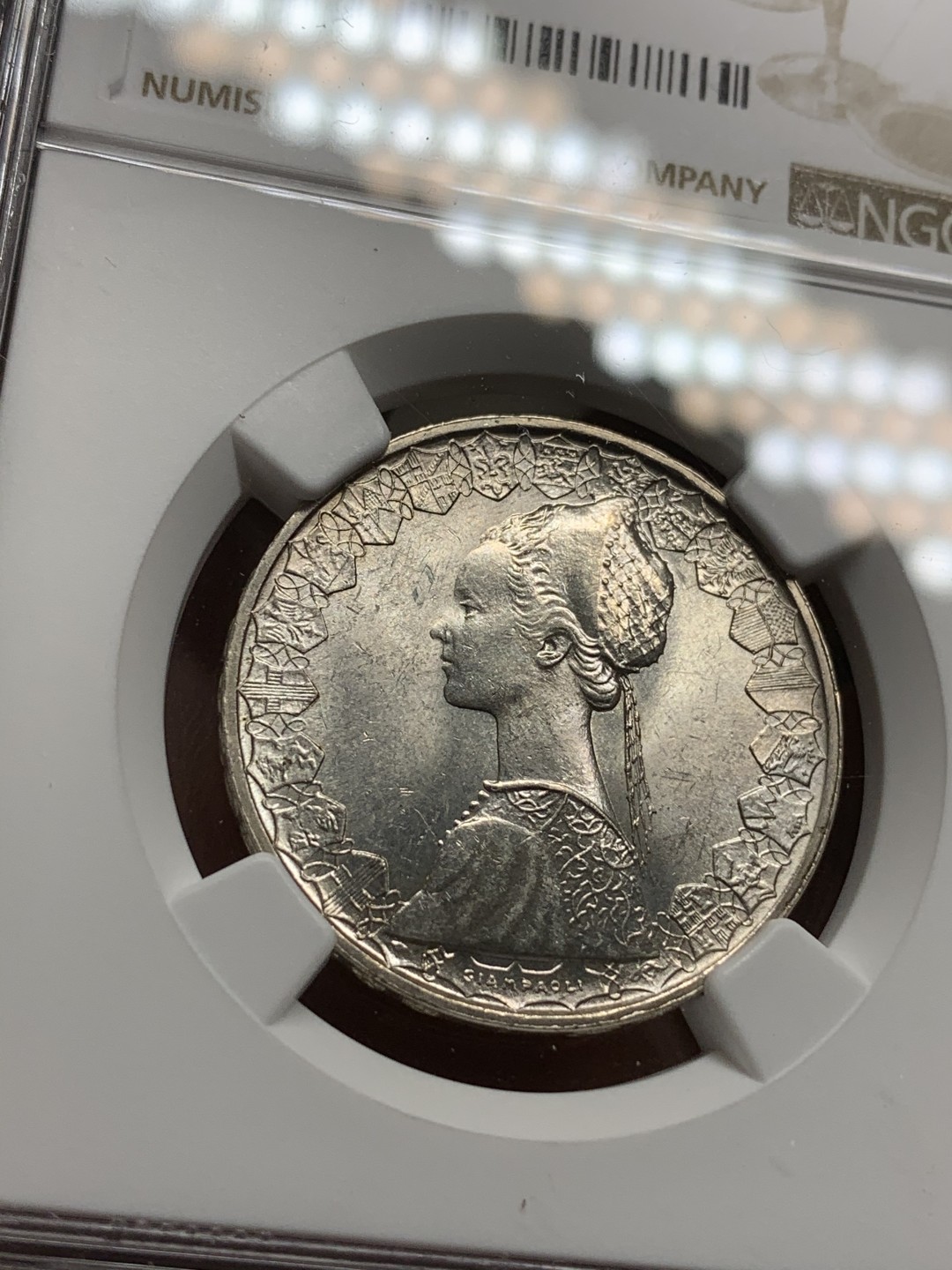 《竞宝斋》第75场-本周日，周一2场连拍（全场不限金额包邮） NGC-MS63 意大利 1959年 早期年份帆船 500里拉银币 完美车轮光