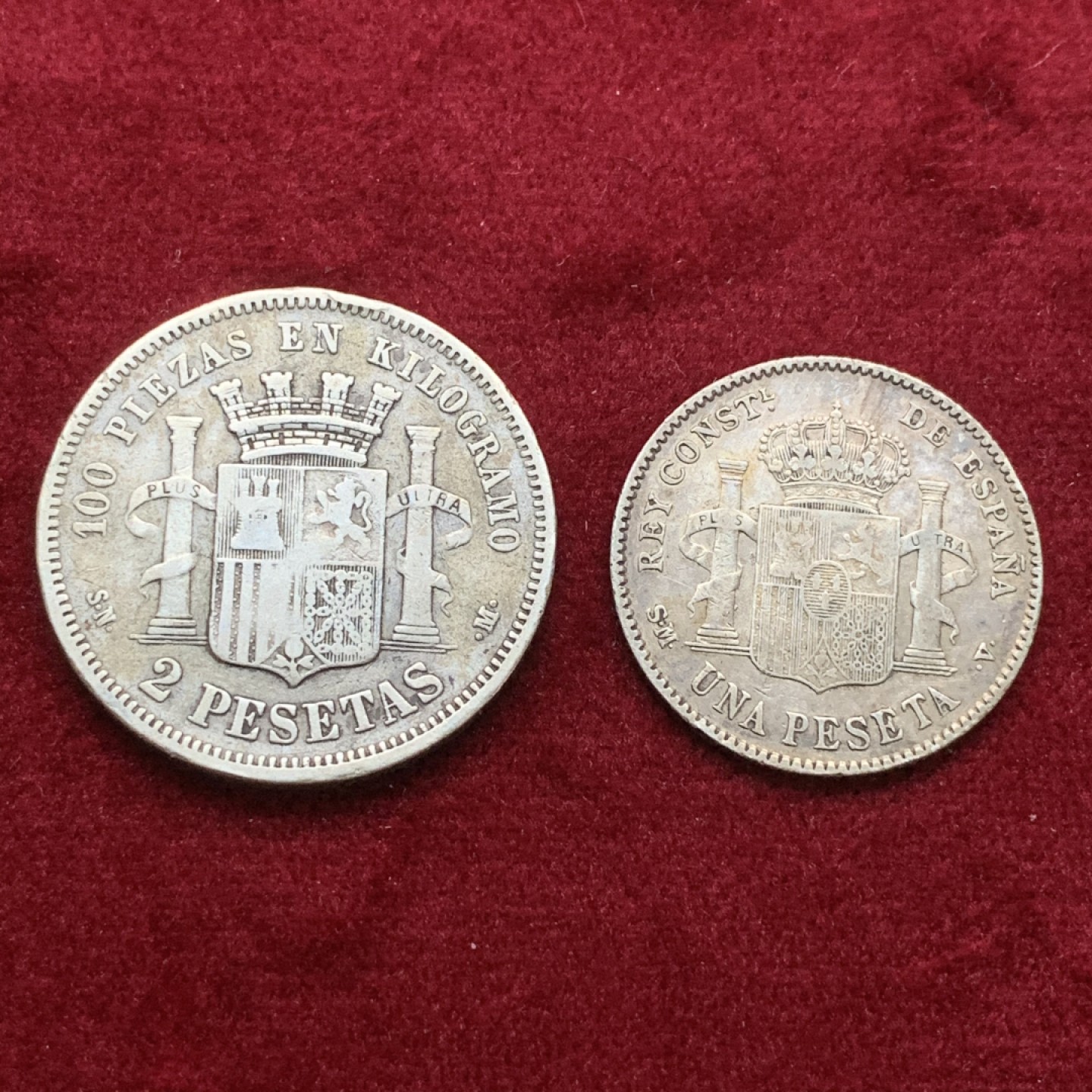 《竞宝斋》第75场-本周日，周一2场连拍（全场不限金额包邮） 西班牙银币一对  西班牙1903年1比塞塔银币+西班牙1870年拿花2比塞塔银币